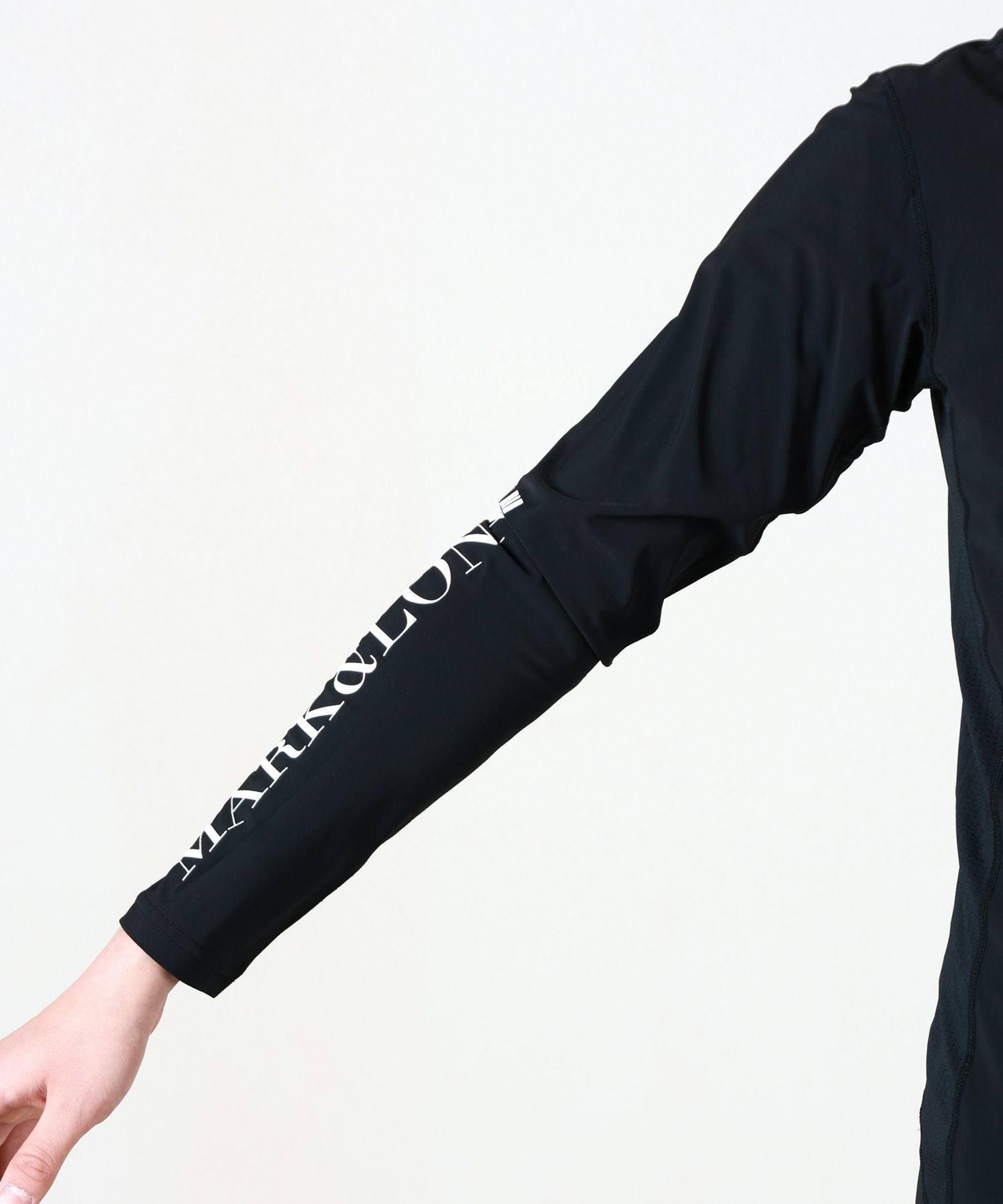 MARK&LONA CODE(マークアンドロナコード)】 TOPS｜PARIGOT ONLINE