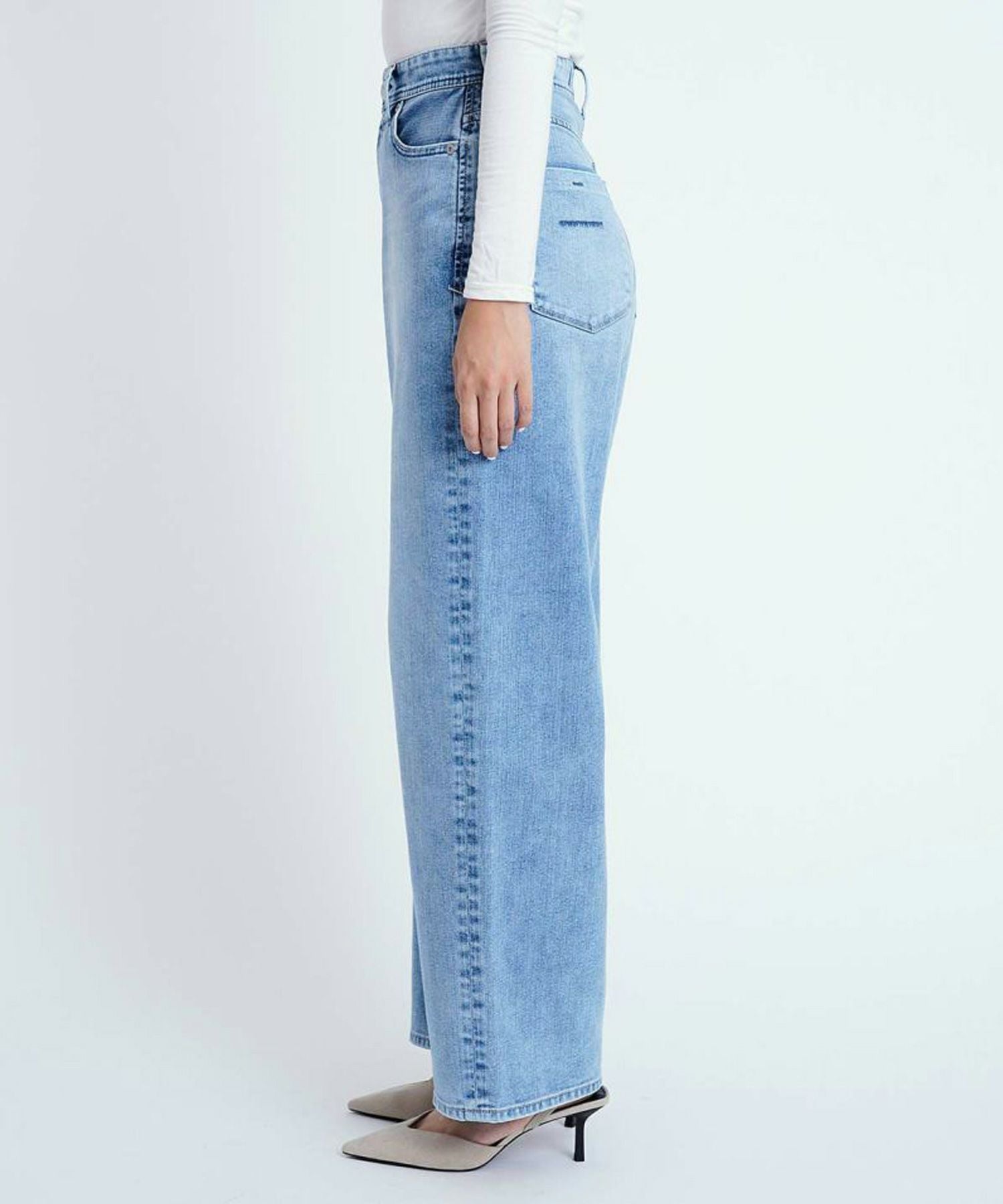 YANUK(ヤヌーク)】 Really Light ルーズストレート JOAN｜PARIGOT