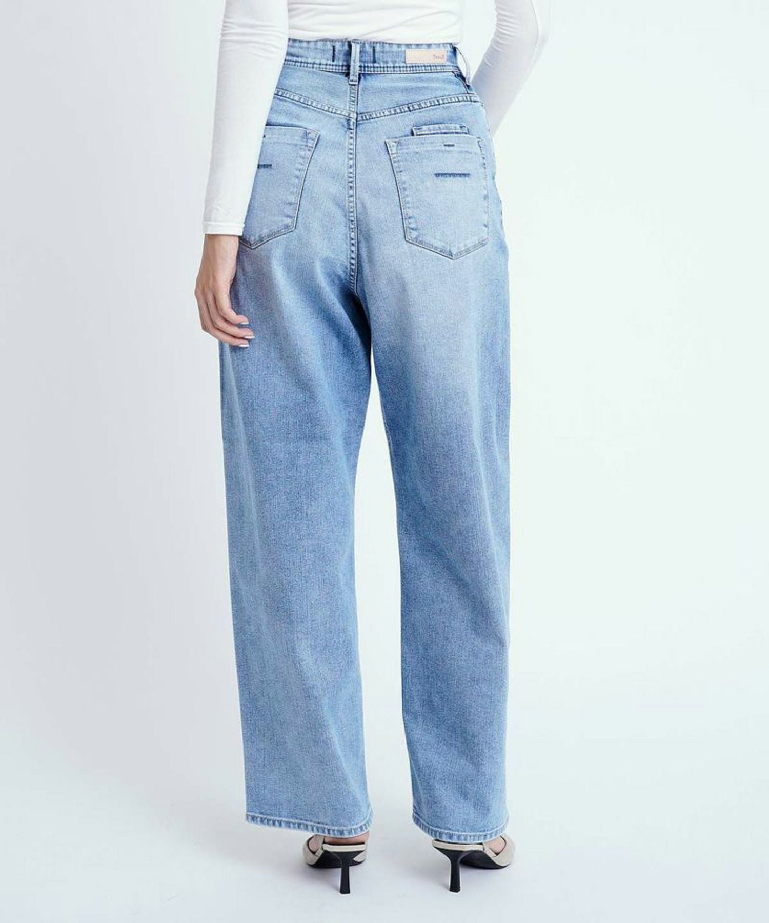 YANUK(ヤヌーク)】 Really Light ルーズストレート JOAN｜PARIGOT