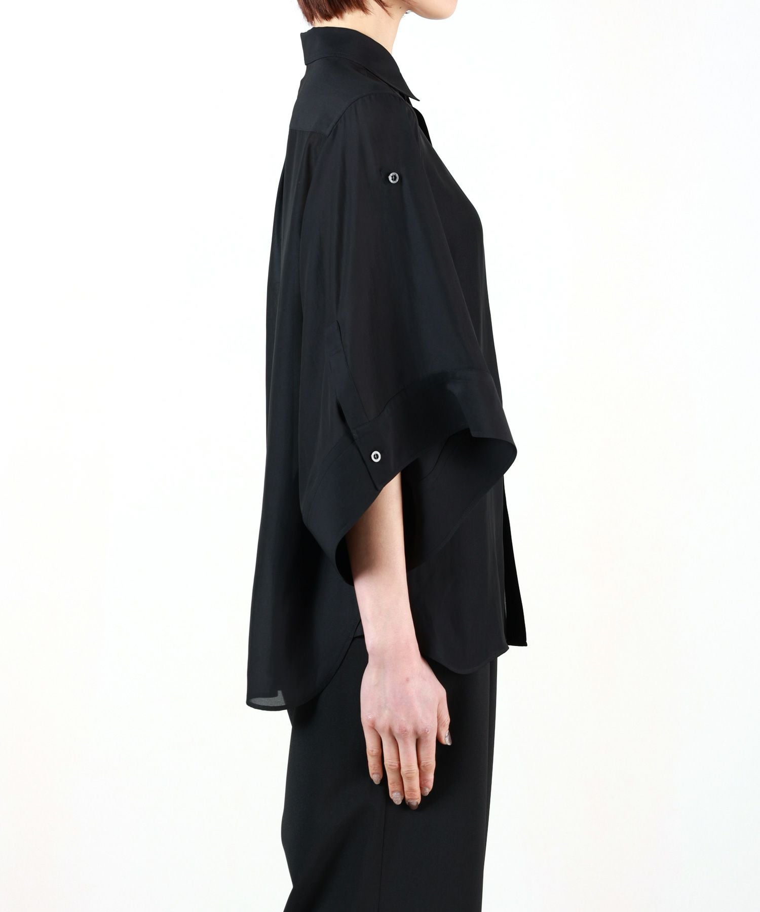 HYKE(ハイク)】 SHEER TWILL BELL-SLEEVE SHIRT｜PARIGOT ONLINE