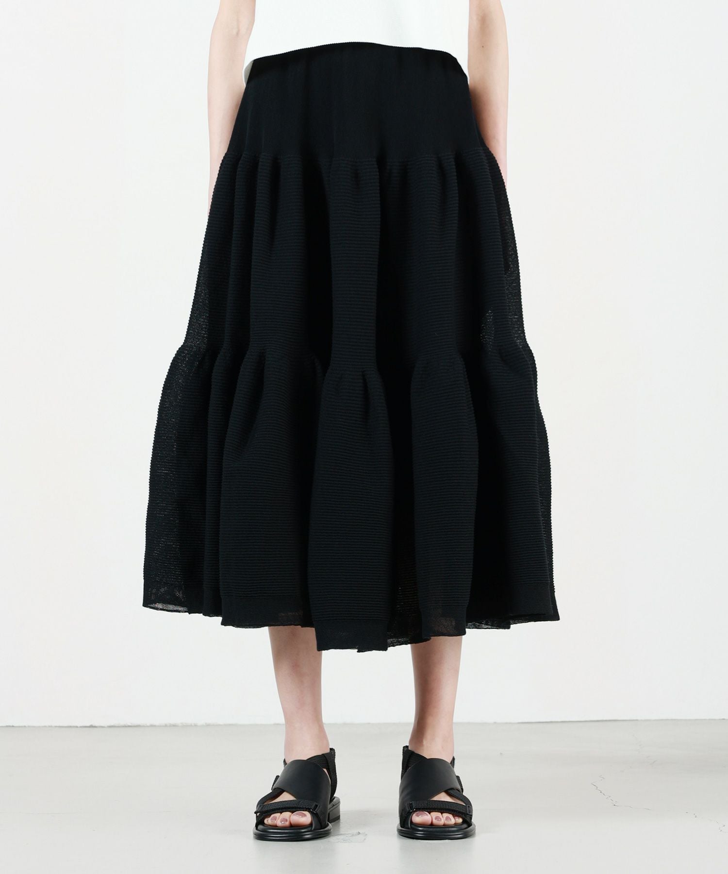 CFCL(シーエフシーエル)】 CASCADES TIERED SKIRT｜PARIGOT ONLINE