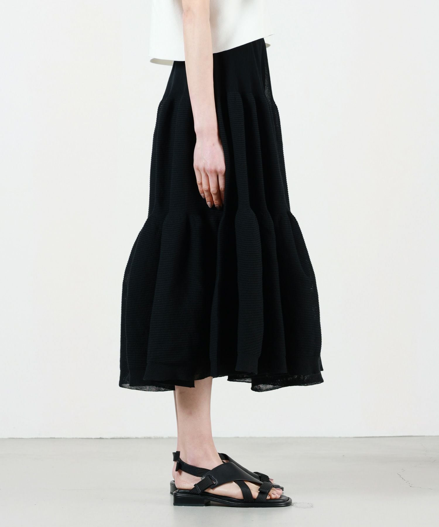 CFCL(シーエフシーエル)】 CASCADES TIERED SKIRT｜PARIGOT ONLINE