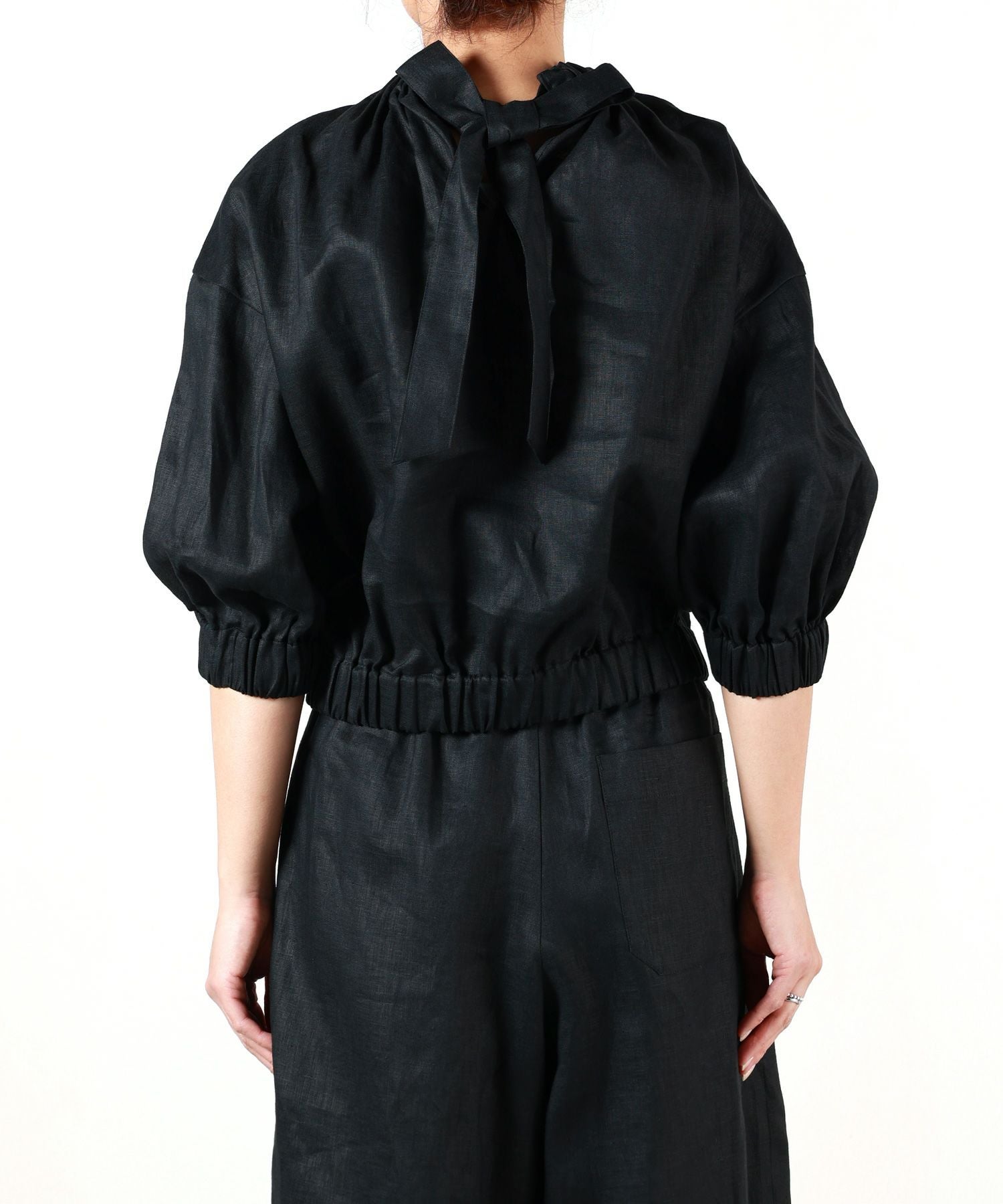 HYKE(ハイク)】 LINEN SHIRRED TOP｜PARIGOT ONLINE（パリゴオンライン）