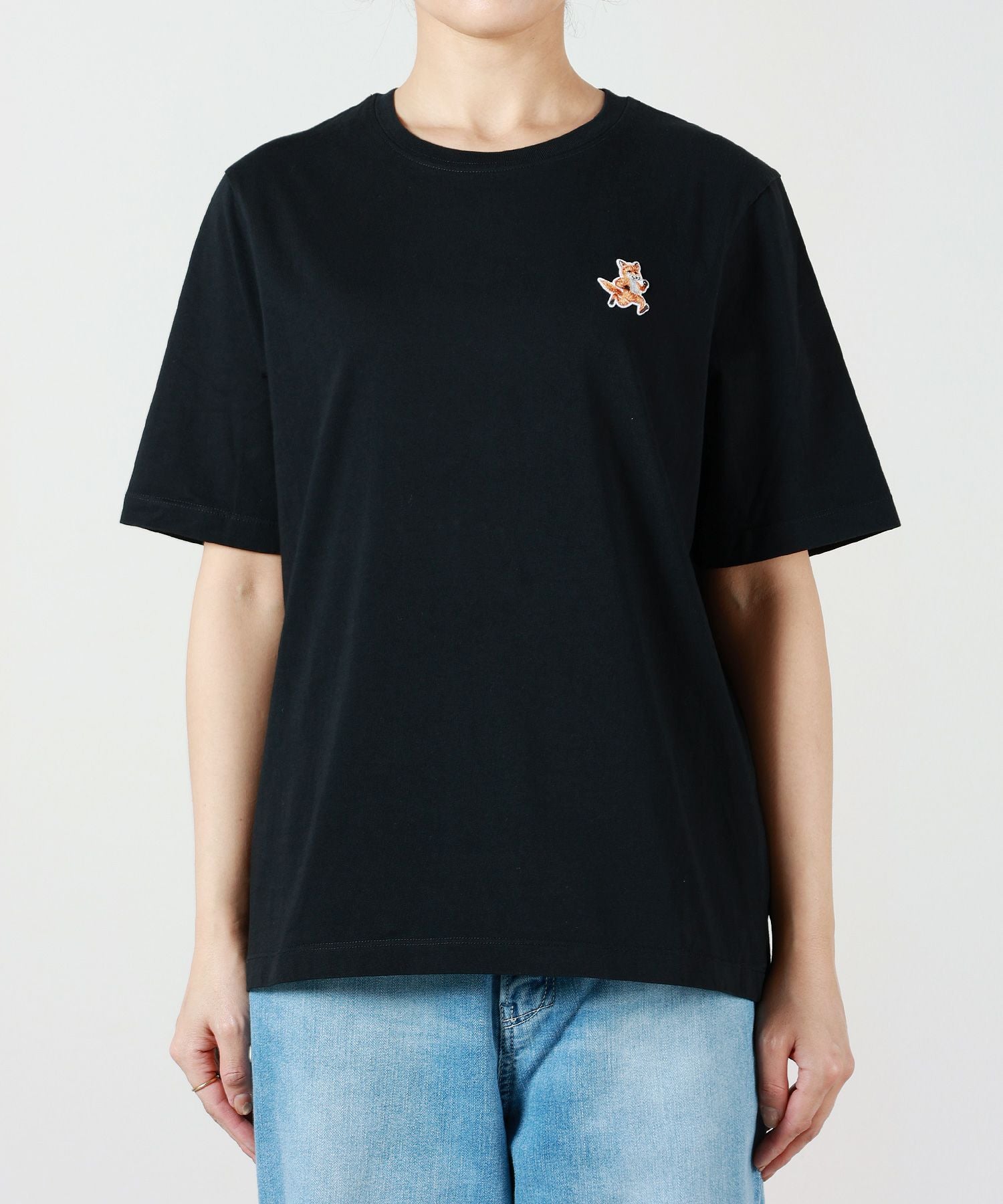 MAISON KITSUNE' - メゾン キツネ MAISON KITSUNE スピーディ フォックス パッチ コンフォート Tシャツ 半袖シャツ クルーネック ショートスリーブ MW00119KJ0008 0001 MAISON KITSUNE(メゾンキツネ)】 スピーディ フォックス パッチ