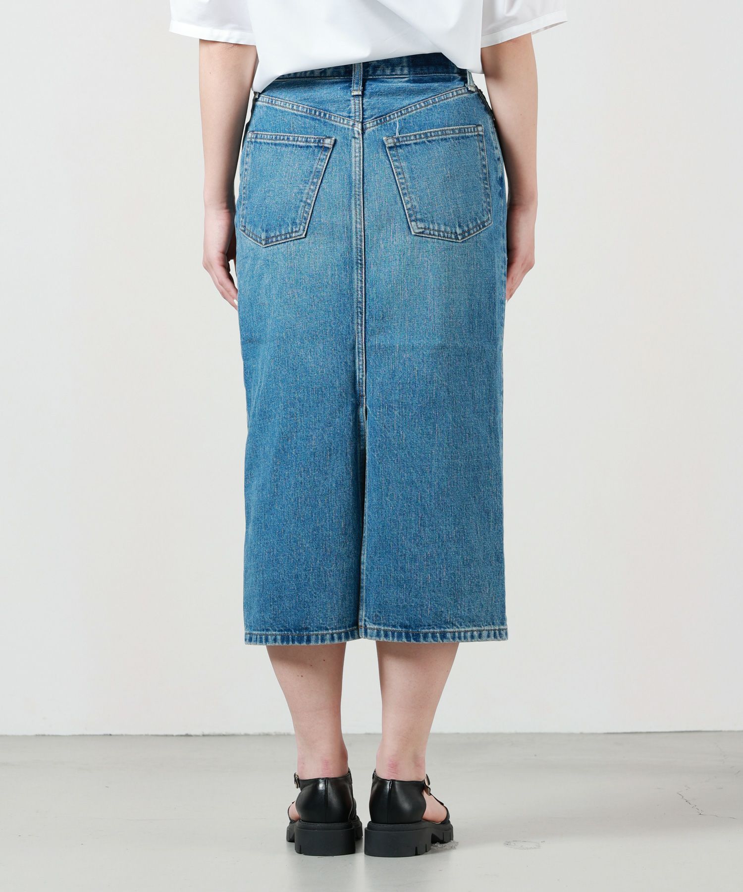HYKE(ハイク)】 DENIM MIDI SKIRT｜PARIGOT ONLINE（パリゴオンライン）