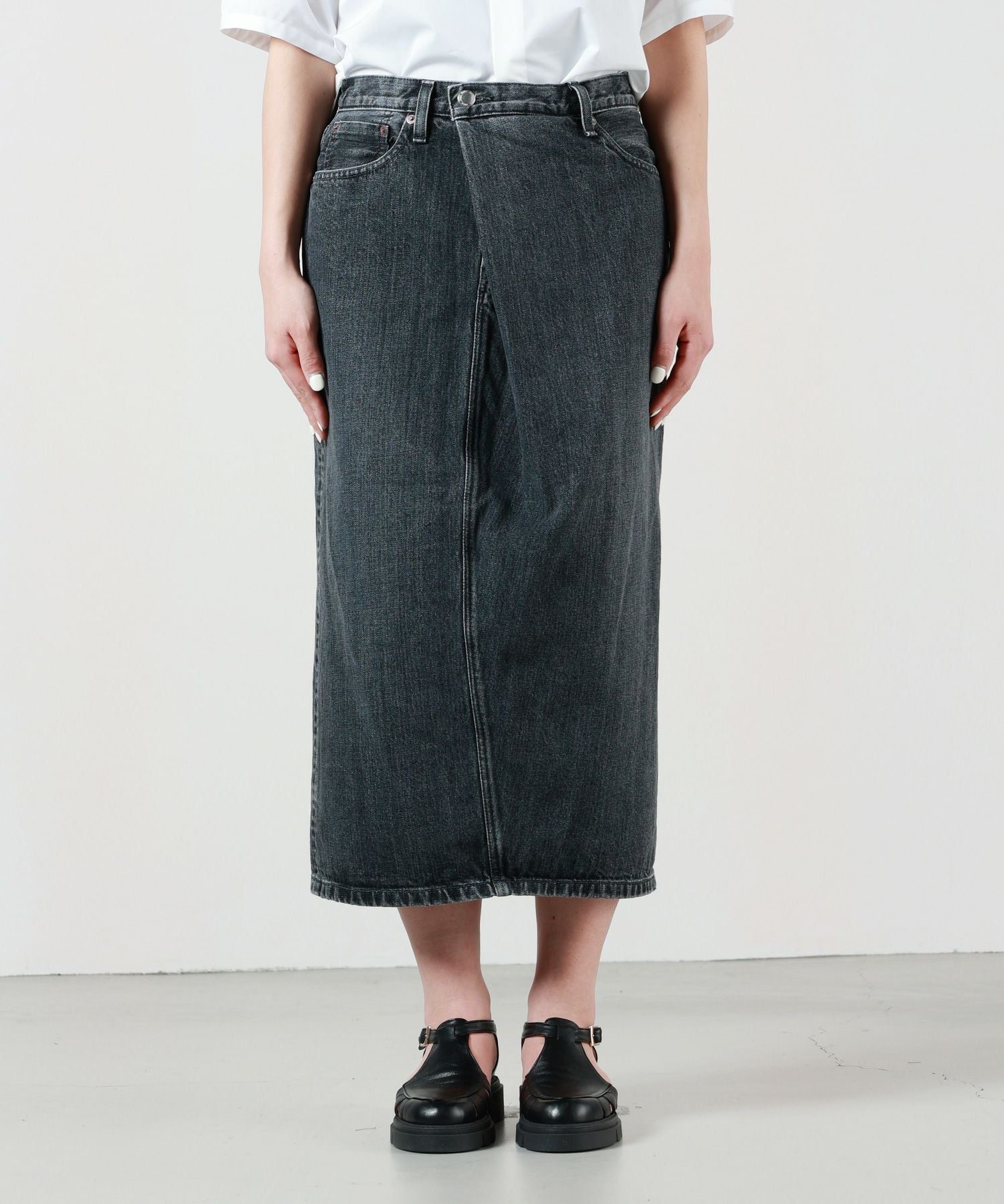 HYKE(ハイク)】 DENIM MIDI SKIRT｜PARIGOT ONLINE（パリゴオンライン）