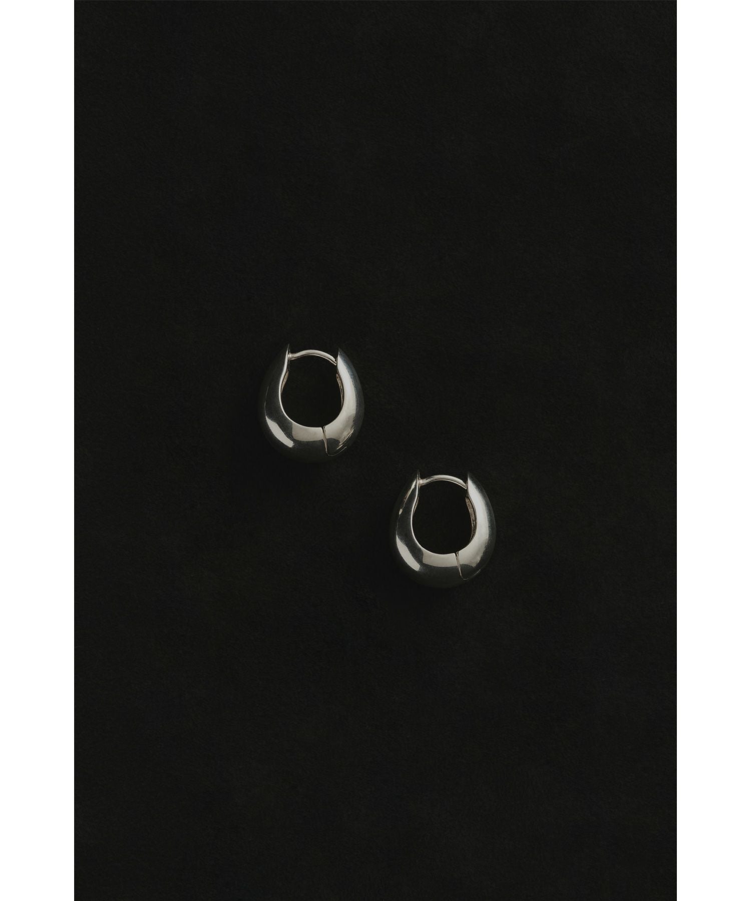Sophie Buhai(ソフィー ブハイ)】 HINGED HOOPS｜PARIGOT ONLINE