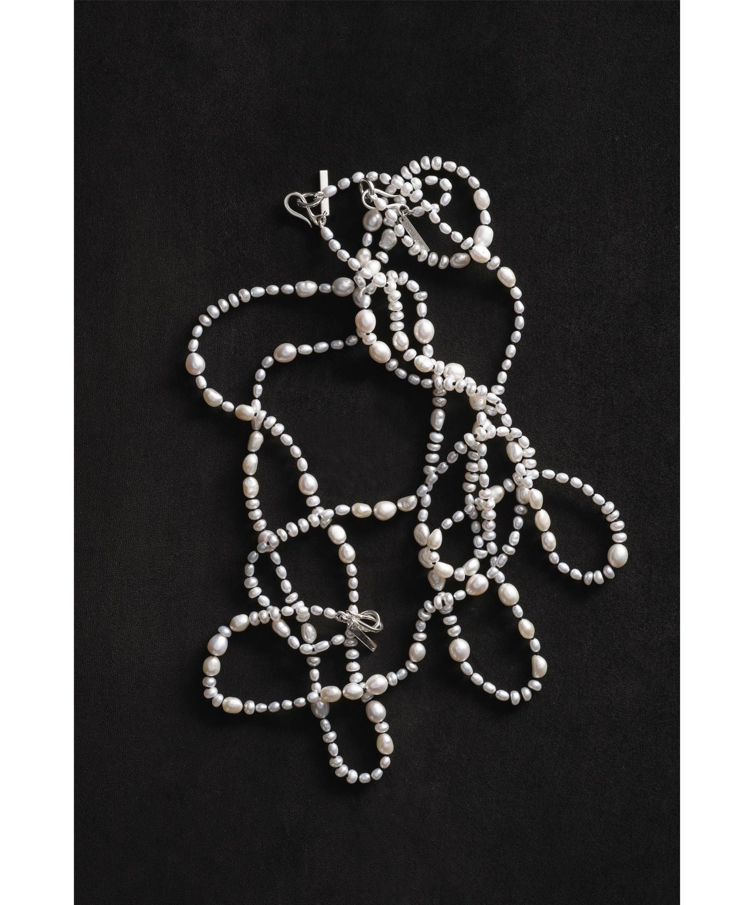 Sophie Buhai(ソフィー ブハイ)】 WHITE PEARL MERMAID NECKLACE 15IN