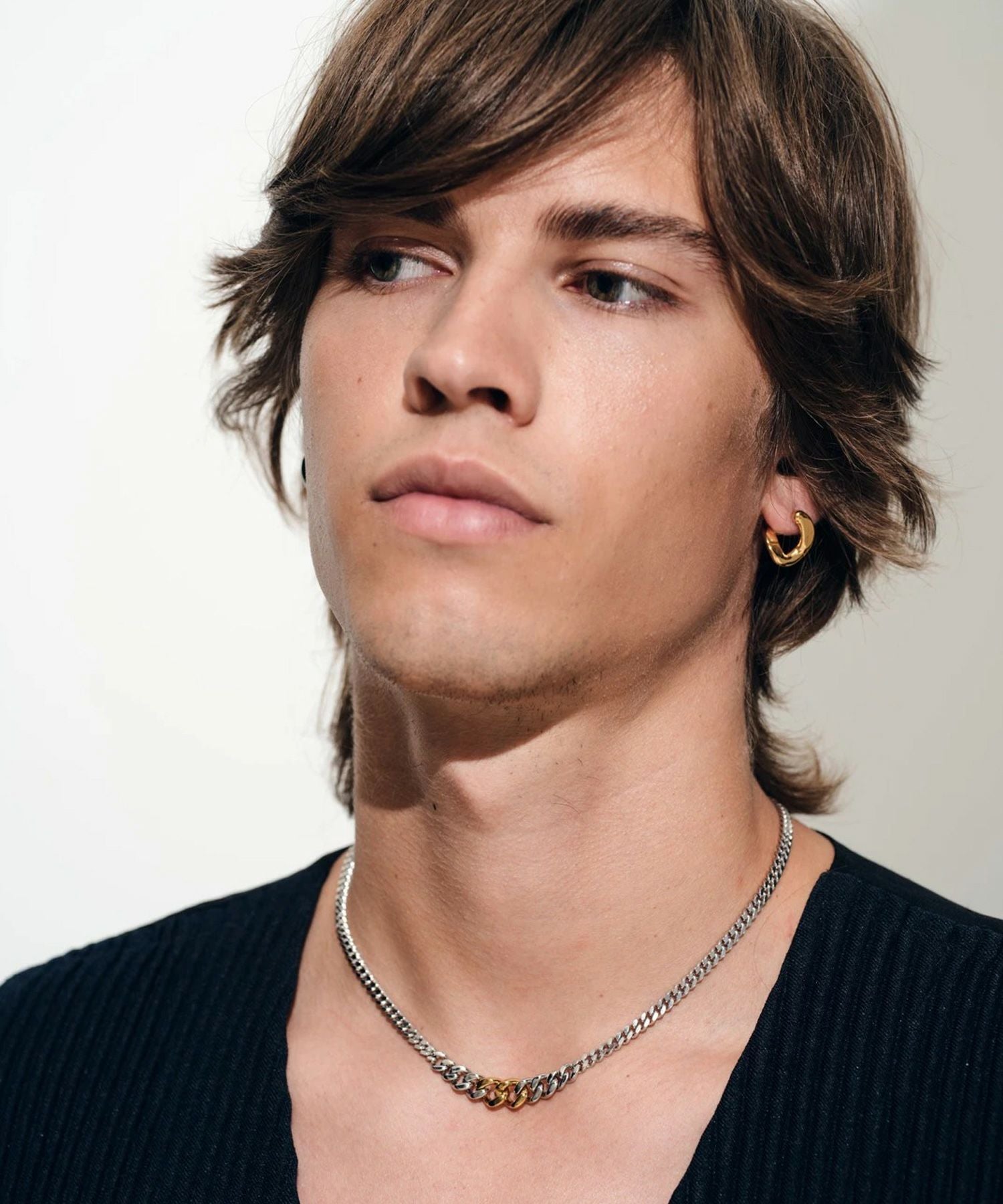 TOM WOOD(トムウッド)】 Dean Hoops Gold ピアス｜PARIGOT ONLINE