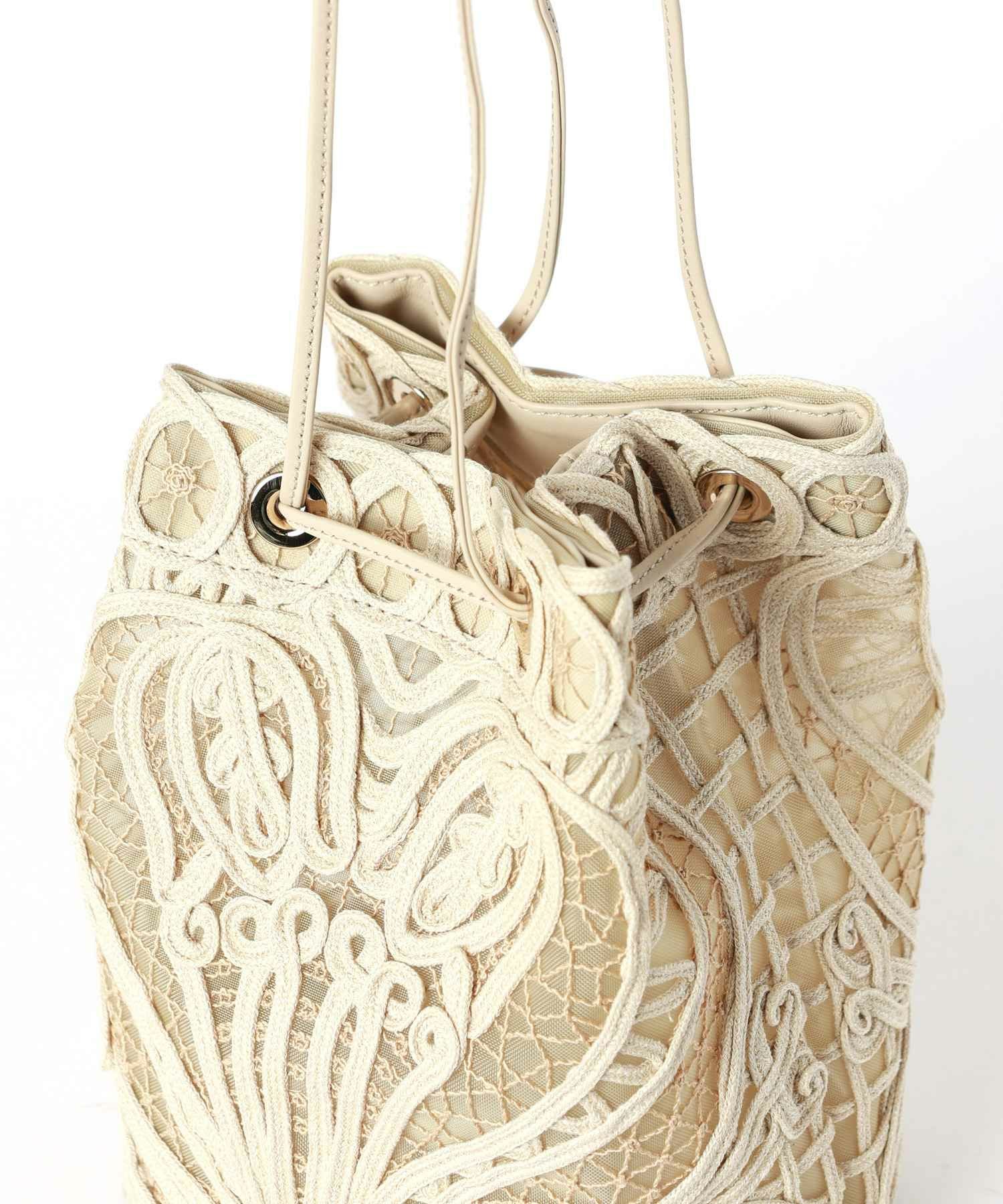 Mame Kurogouchi(マメ クロゴウチ)】 Cording Embroidery Bucket Bag