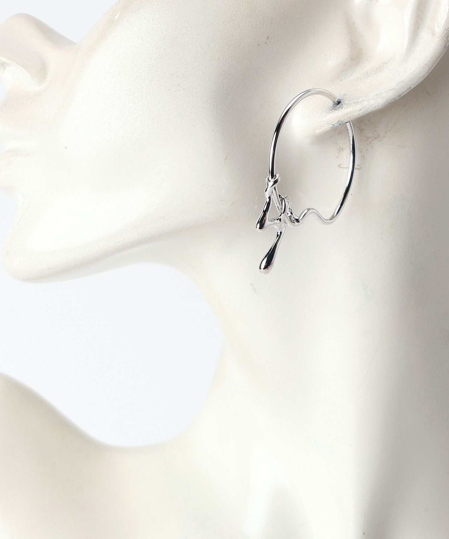 MARIA BLACK(マリアブラック)】 Istedgade Hoop Silver ピアス(片耳用