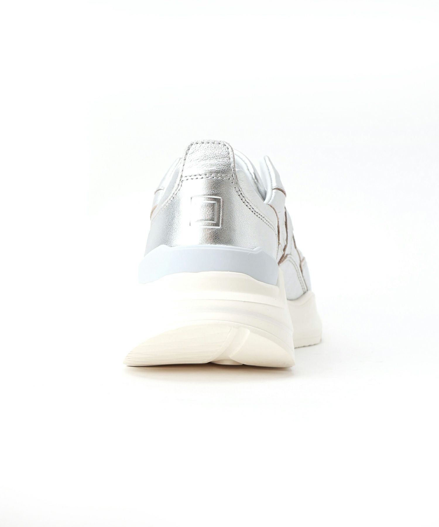 D.A.T.E.(デイト)】 PARIGOT別注 FG限定カラー“LEATHER SILVER”(36～43
