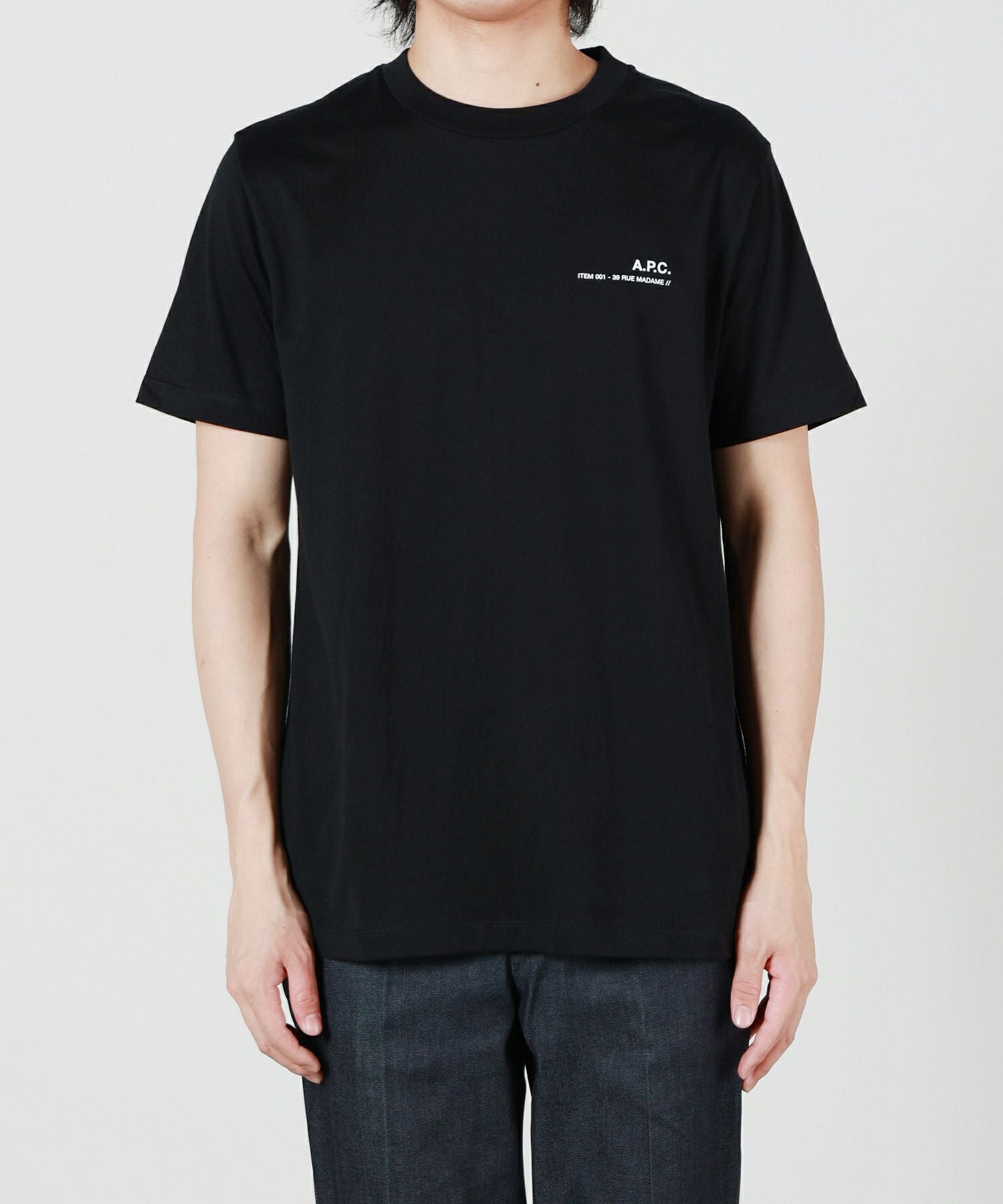 A.P.C. ブラック Tシャツ Mサイズ A.P.C.: ブラック コットン Tシャツ | SSENSE 日本