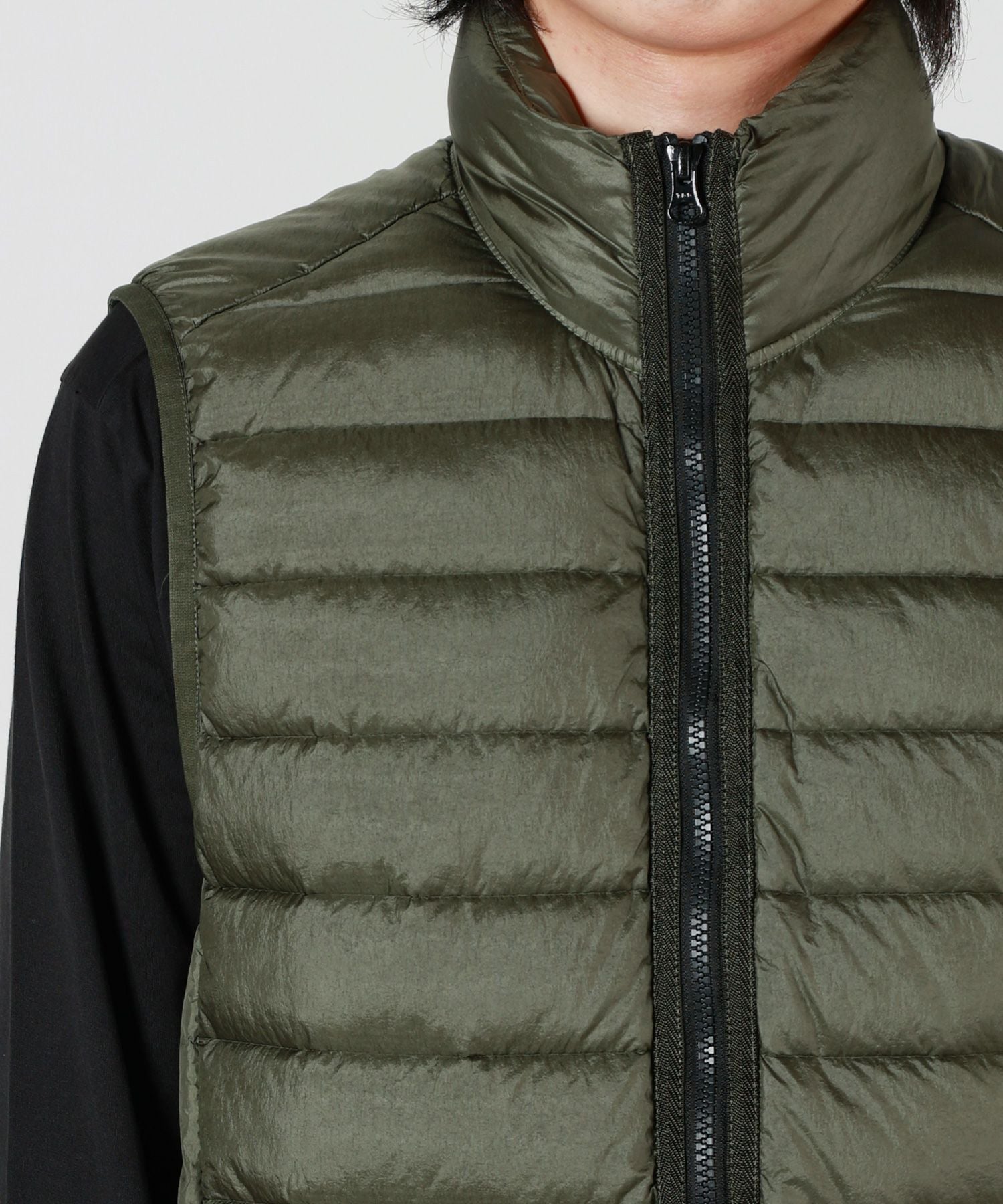 STONE ISLAND(ストーンアイランド)】GARMENT DYED MICRO YARN DOWN