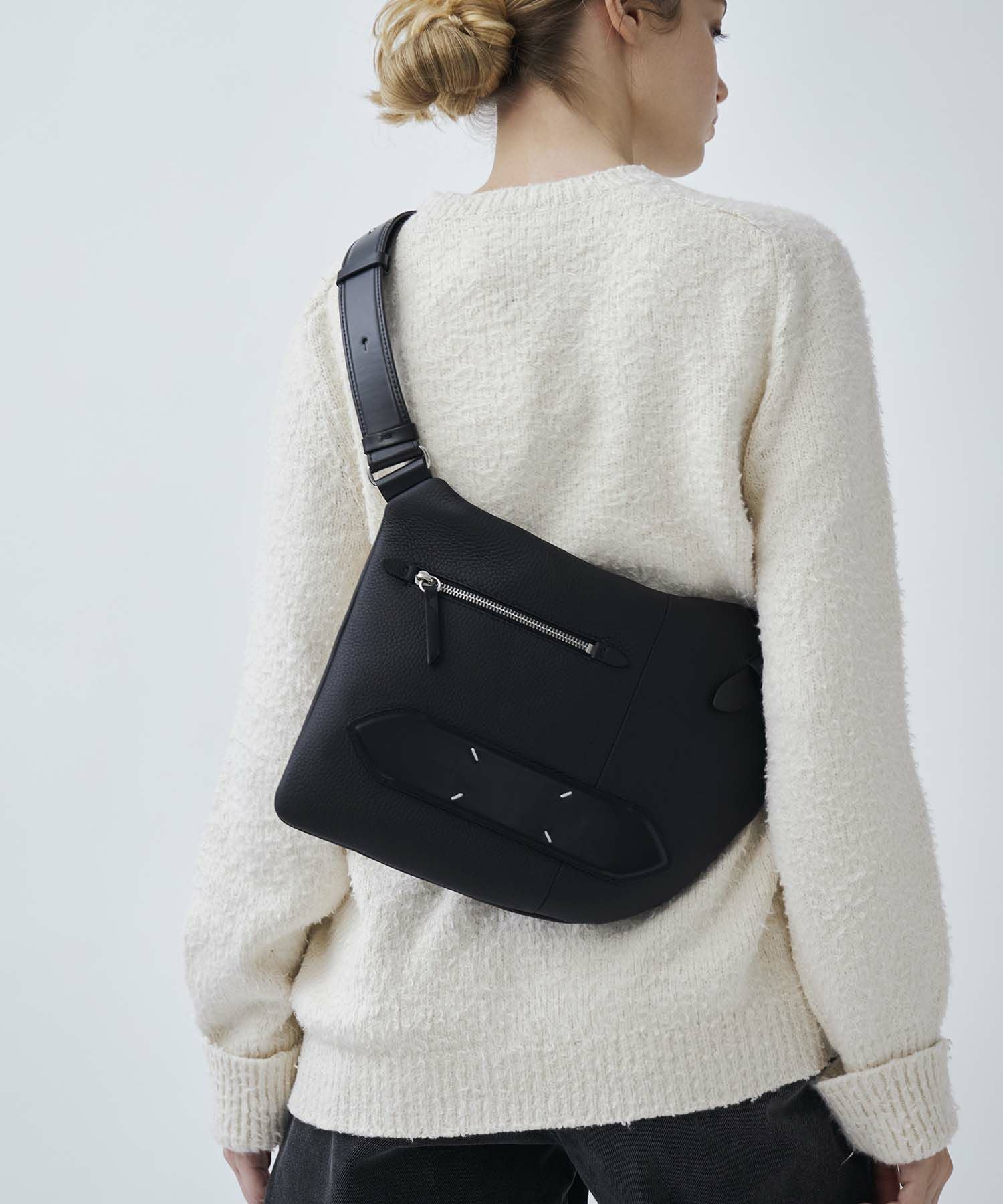 Maison Margiela(メゾンマルジェラ)】5AC ON-BODY｜PARIGOT ONLINE