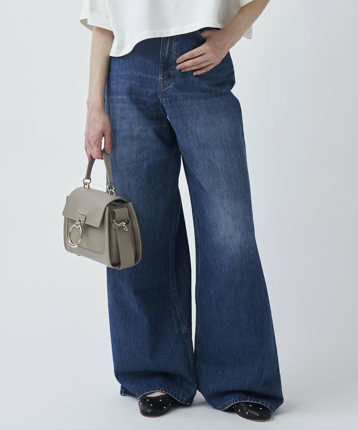 000000034396-39.jpg?size=m&w=