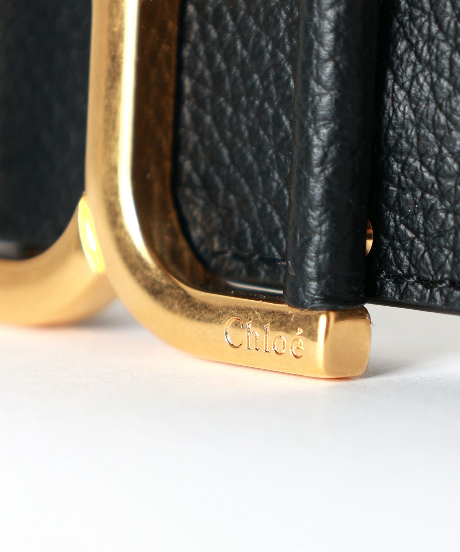 Chloẻ クロエ Cベルト ブラック Chloe(クロエ) ベルト(レディース) - ブランド通販のBUYMA
