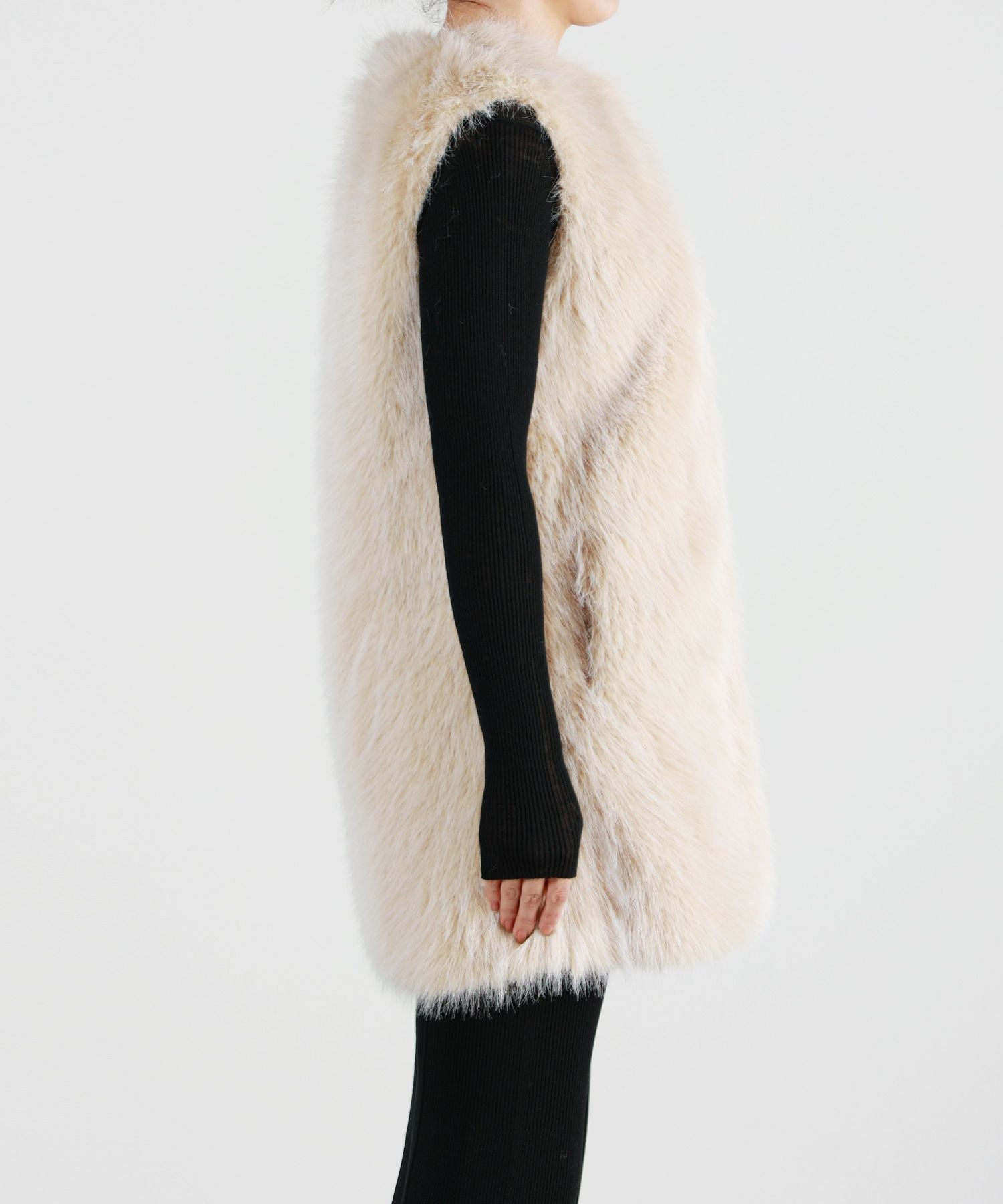 HERNO(ヘルノ)】FULLNESS FAUX FUR ベスト｜PARIGOT ONLINE（パリゴ