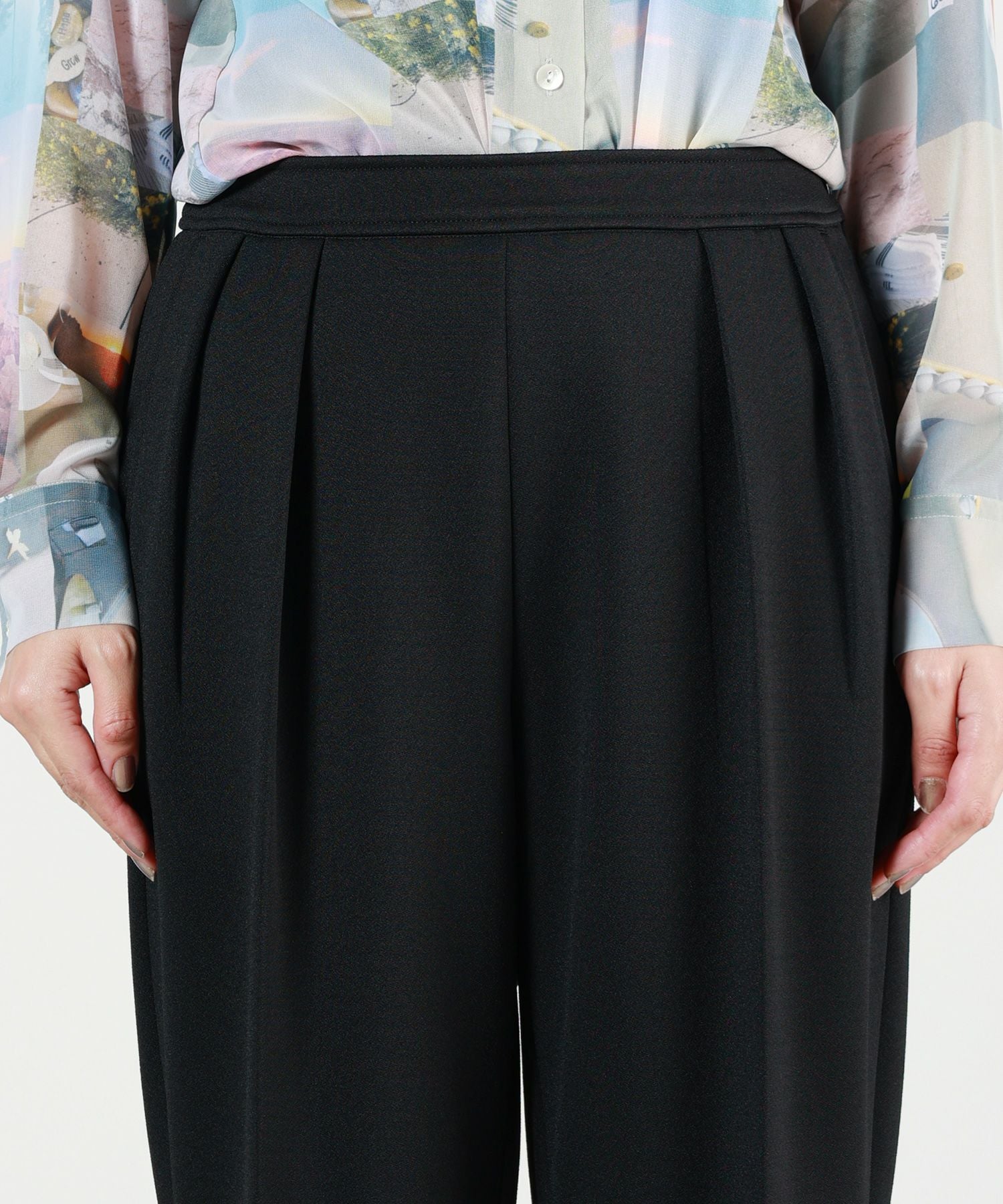 PHEENY(フィーニー)】 Amunzen 2 tuck wide pants｜PARIGOT ONLINE