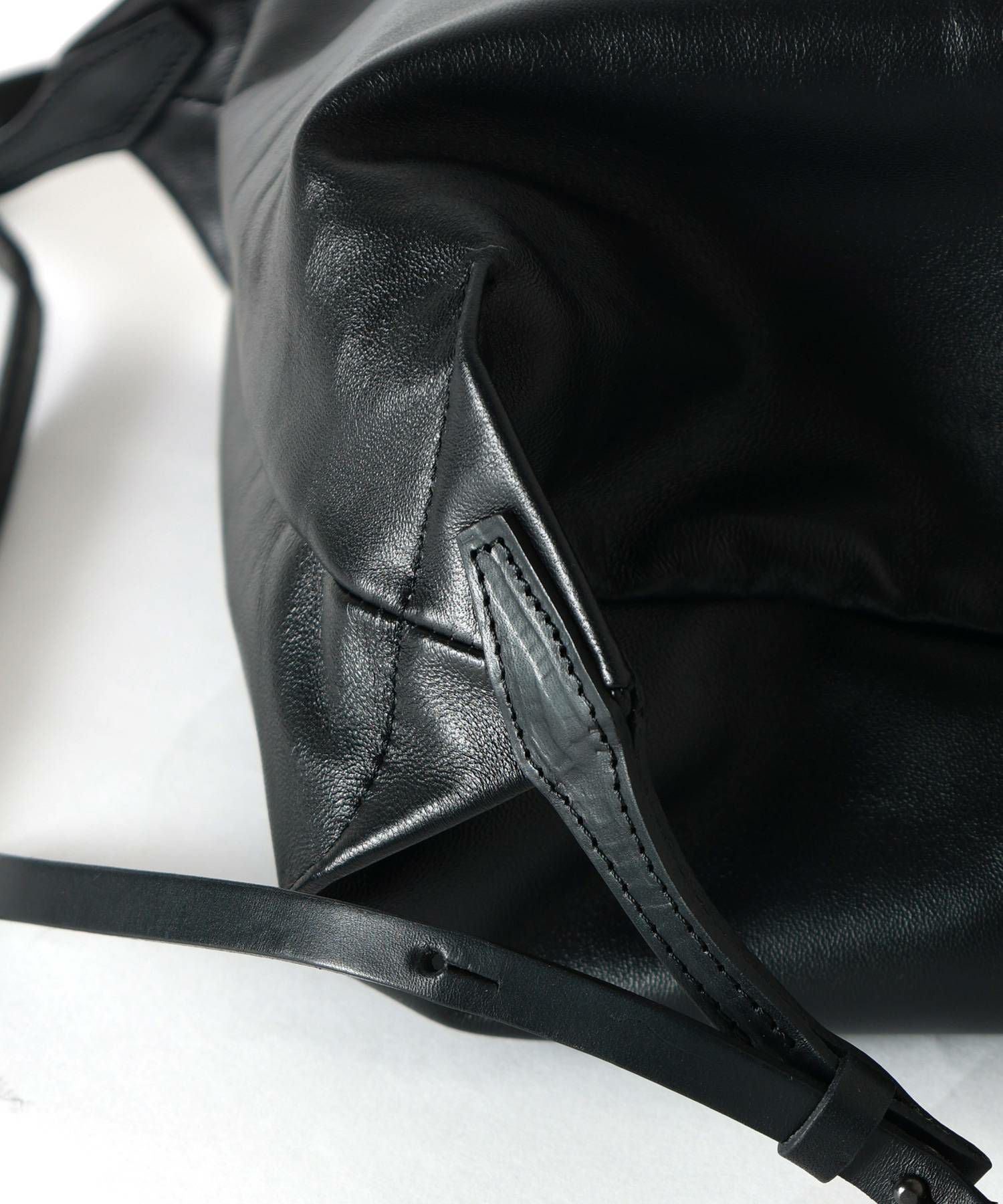 新品 HYKE CHACOLI LEATHER KNAPSACK HYKE – CHACOLI shop