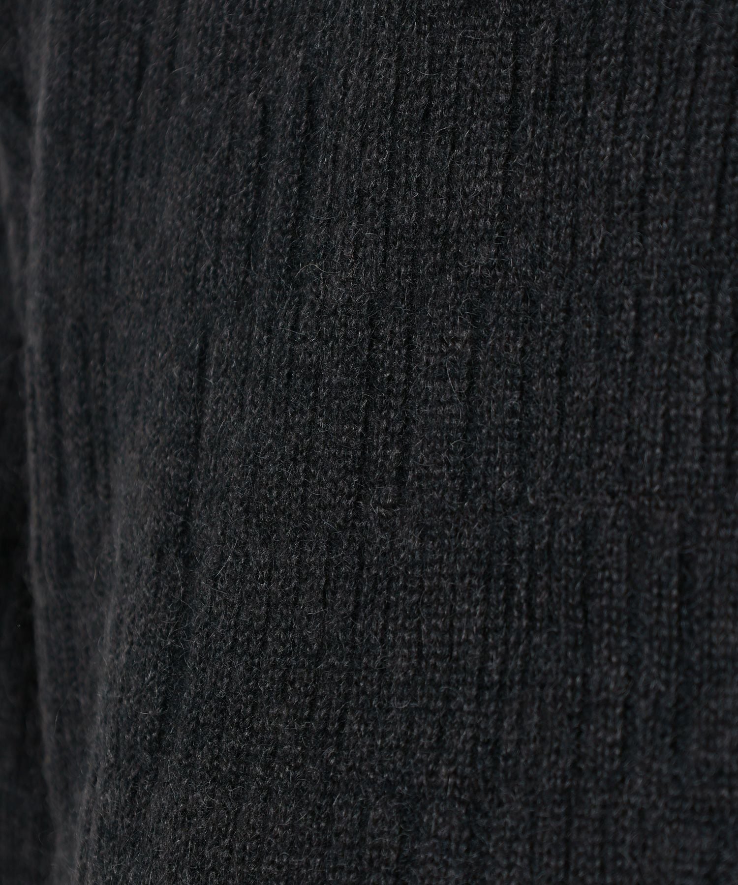 YOKE(ヨーク)】 PLATING HIGHNECK SWEATER｜PARIGOT ONLINE（パリゴ