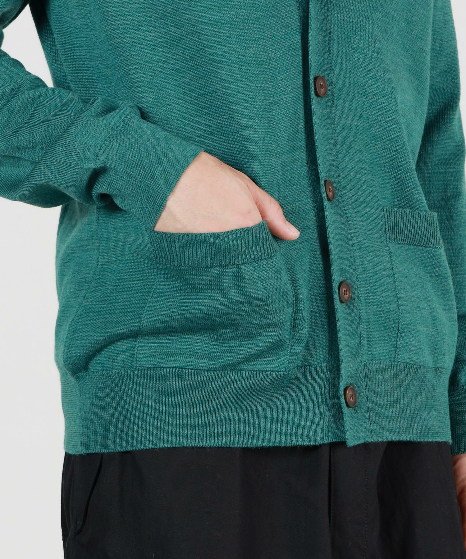 MAISON KITSUNE(メゾンキツネ)】 ボールド フォックスヘッド パッチ