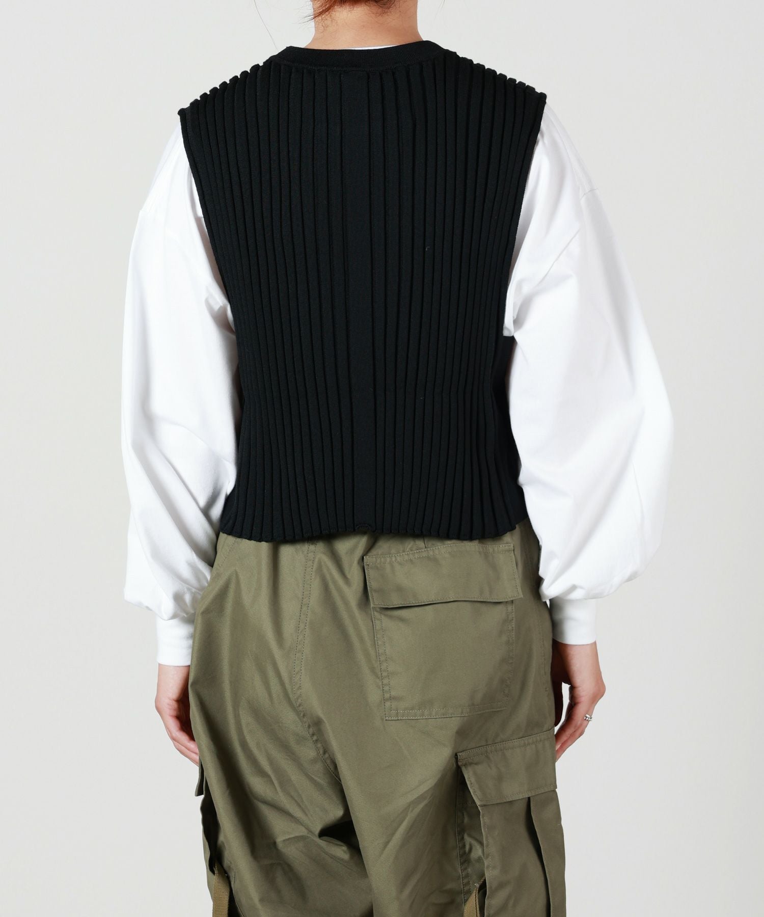 HYKE(ハイク)】 WIDE RIBBED CROPPED VEST｜PARIGOT ONLINE（パリゴ