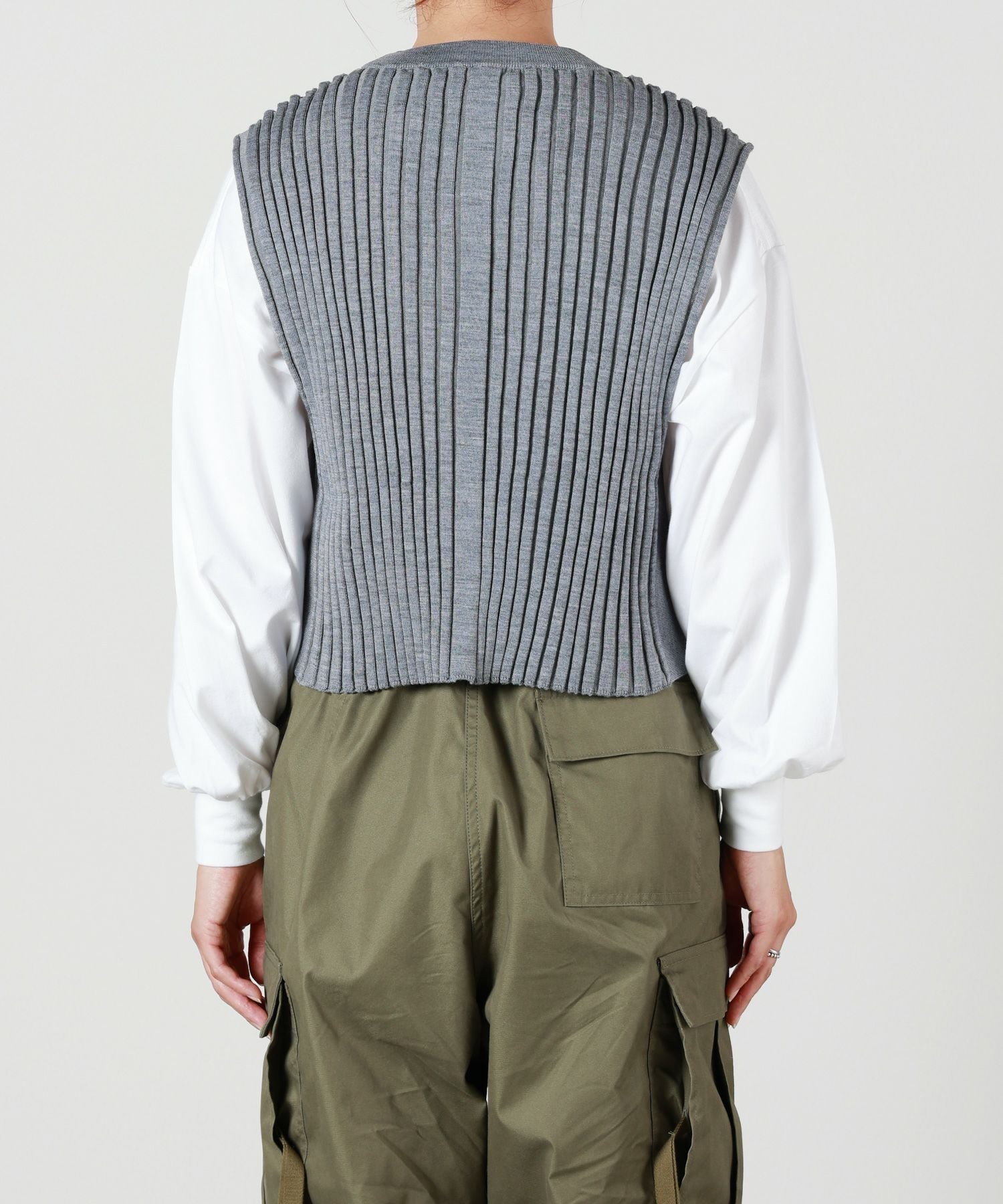 HYKE(ハイク)】 WIDE RIBBED CROPPED VEST｜PARIGOT ONLINE（パリゴ