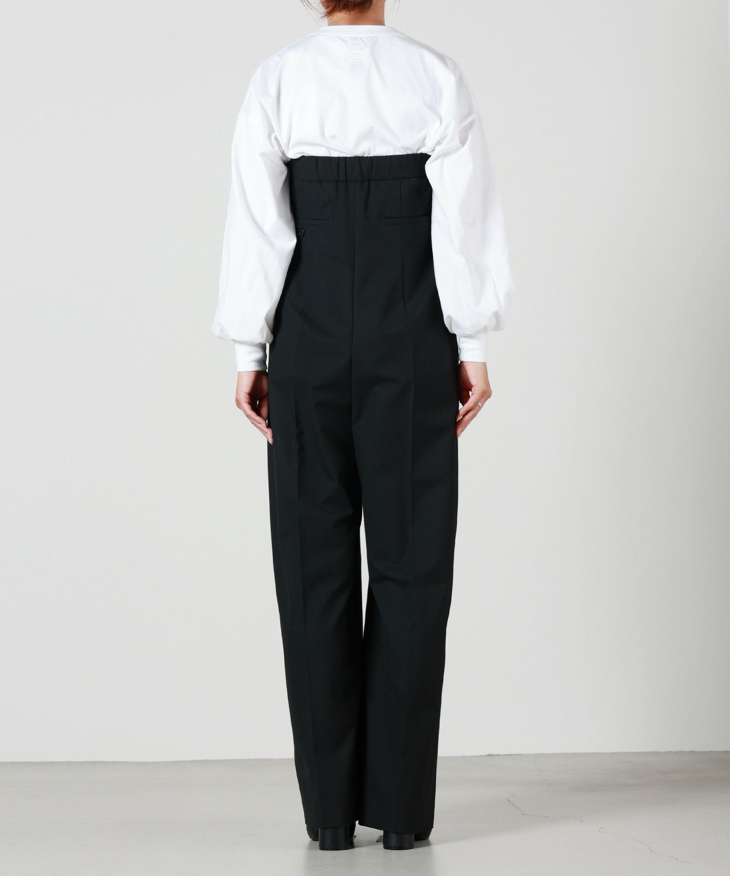 HYKE(ハイク)】 PR STRETCH STRAPLESS JUMPSUIT｜PARIGOT ONLINE