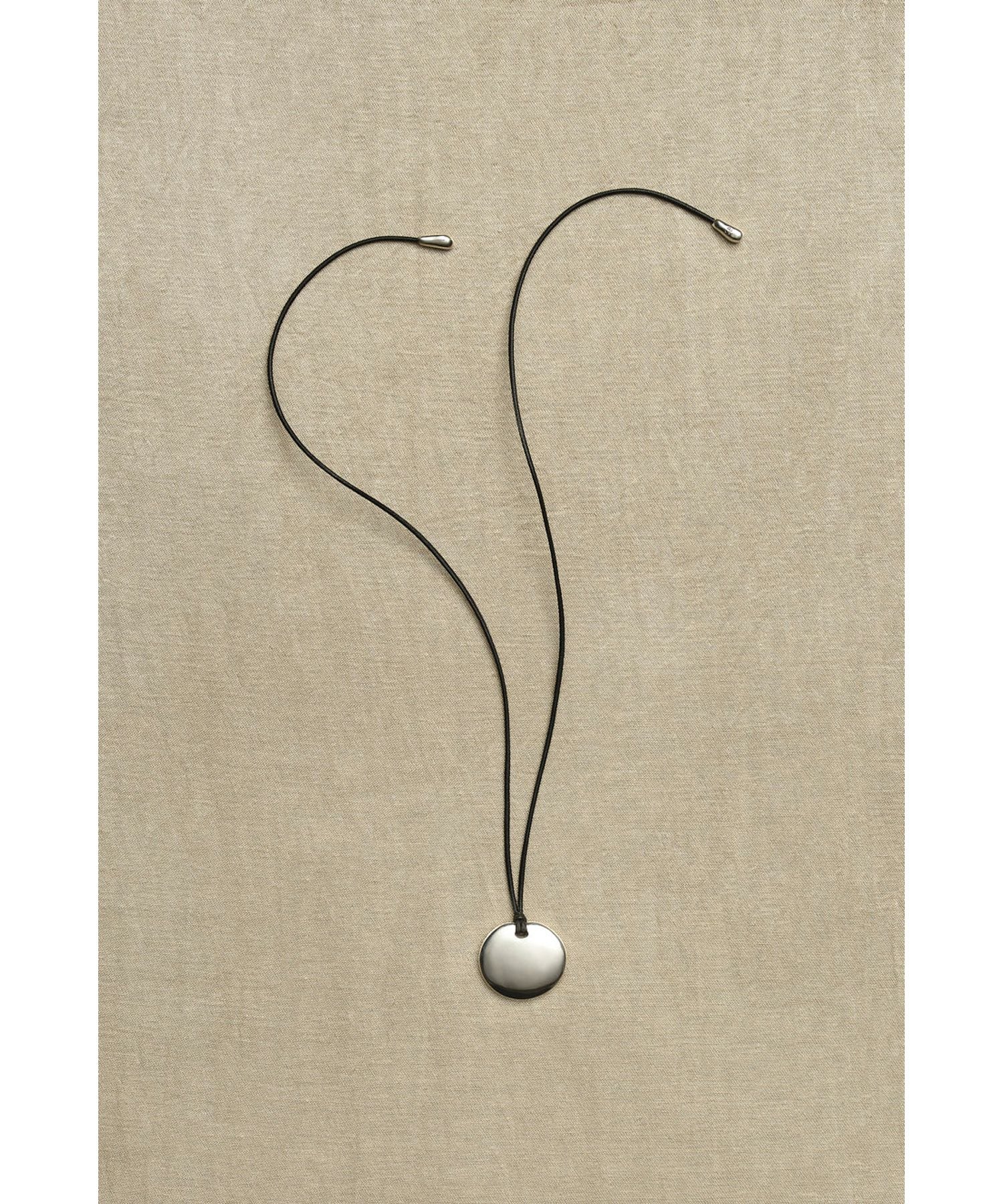 ソフィ・ブハイ（SOPHIE BUHAI Sophie Buhai(ソフィー ブハイ)】 SMALL FULL MOON PENDANT｜PARIGOT