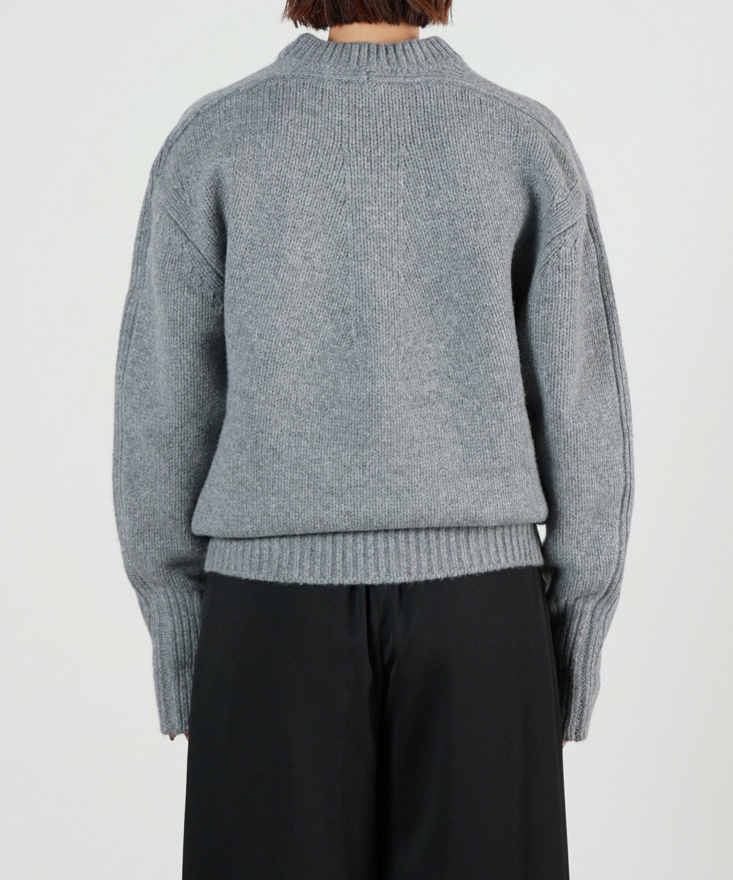 HYKEハイク　ケーブルウールニットCABLE-KNIT SWEATER HYKE(ハイク)】 WOOL SWEATER｜PARIGOT ONLINE（パリゴオンライン）