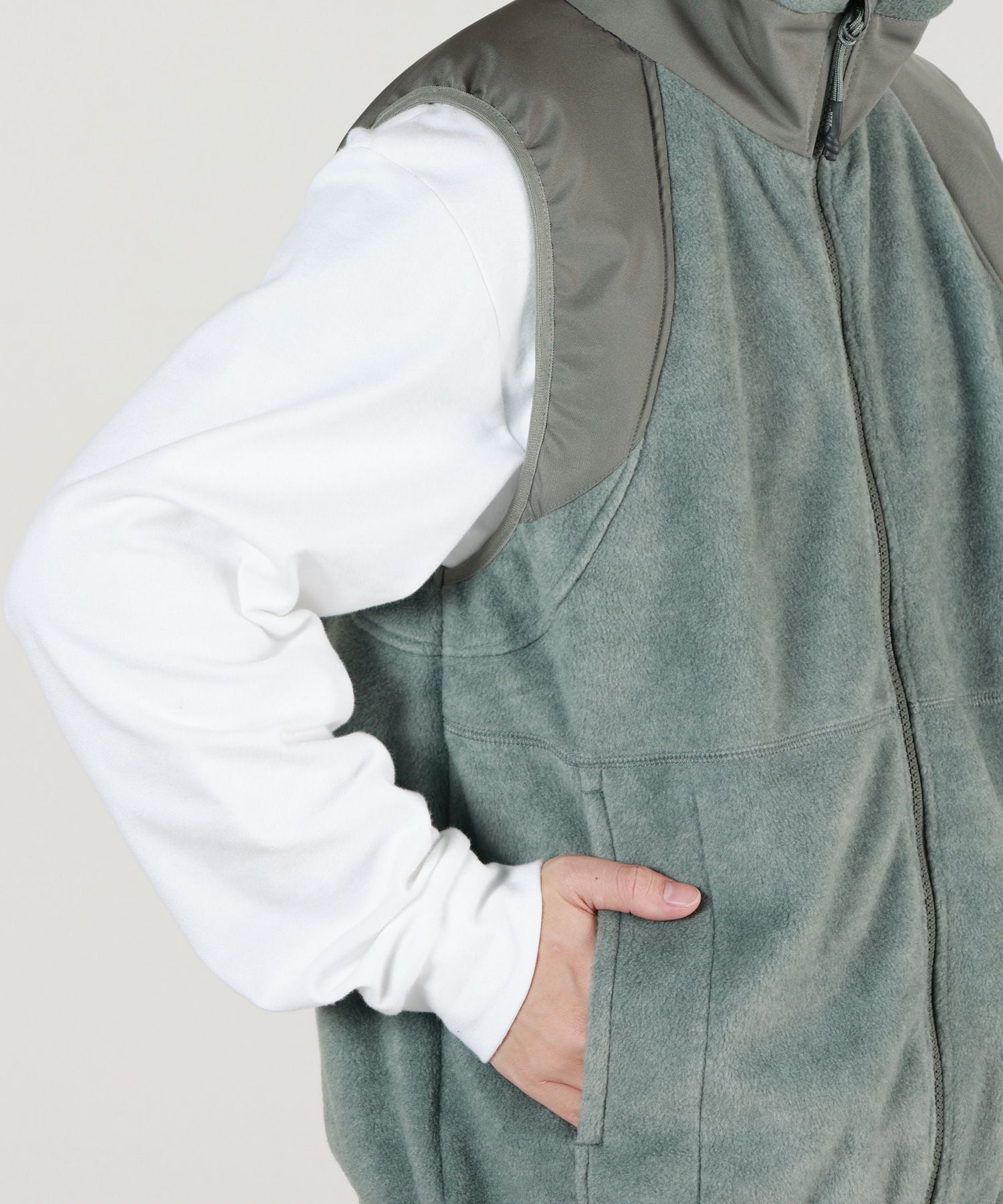 HYKE(ハイク)】 ≪Genderless≫FLEECE VEST｜PARIGOT ONLINE（パリゴ