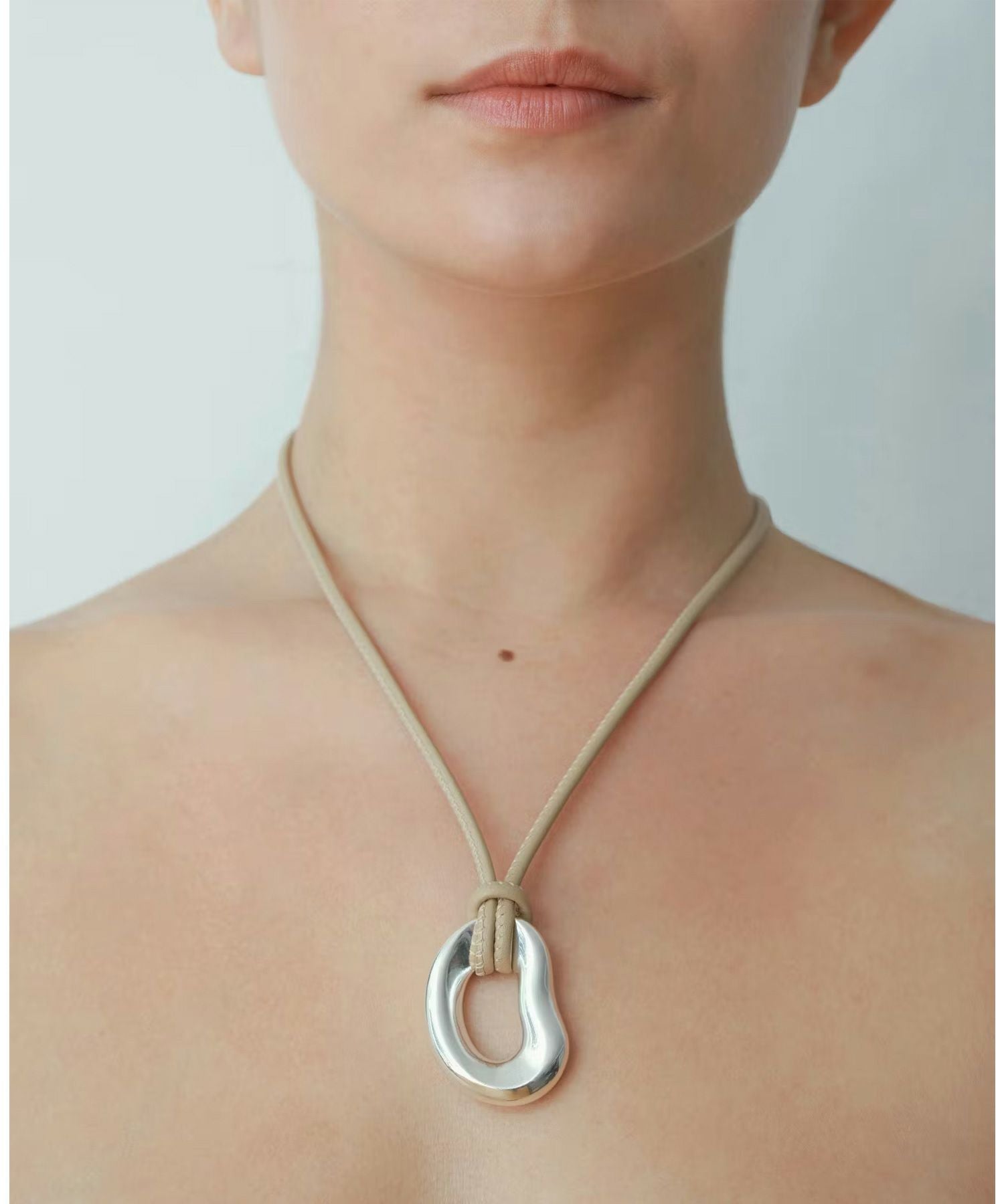 Charlotte Chesnais(シャルロットシェネ)】 SHIMA PENDANT｜PARIGOT