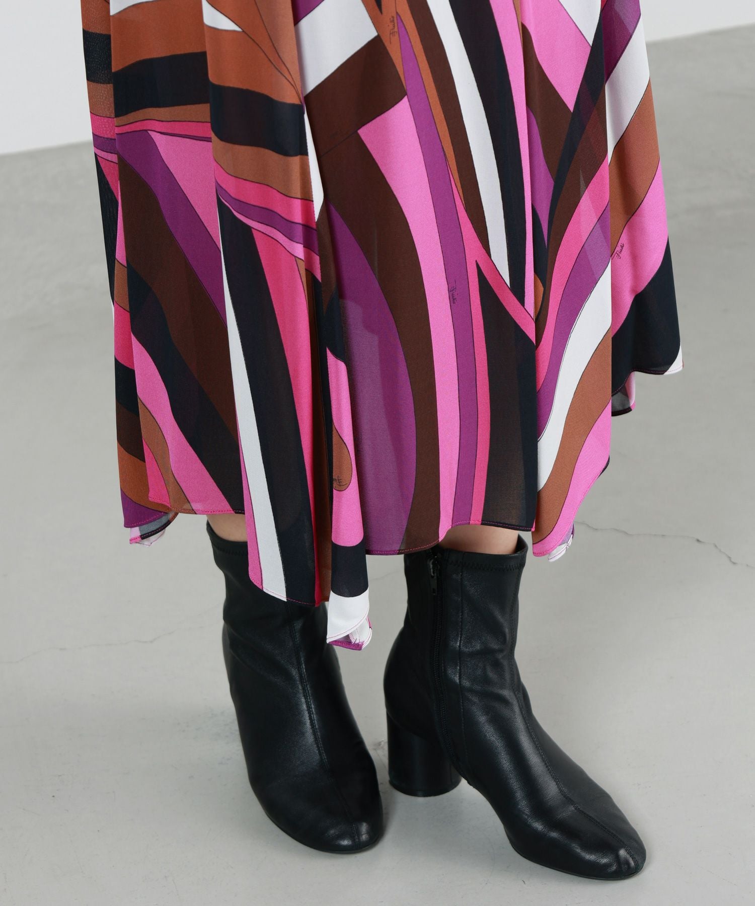 PUCCI(プッチ)】 Irideプリント スカート｜PARIGOT ONLINE（パリゴ