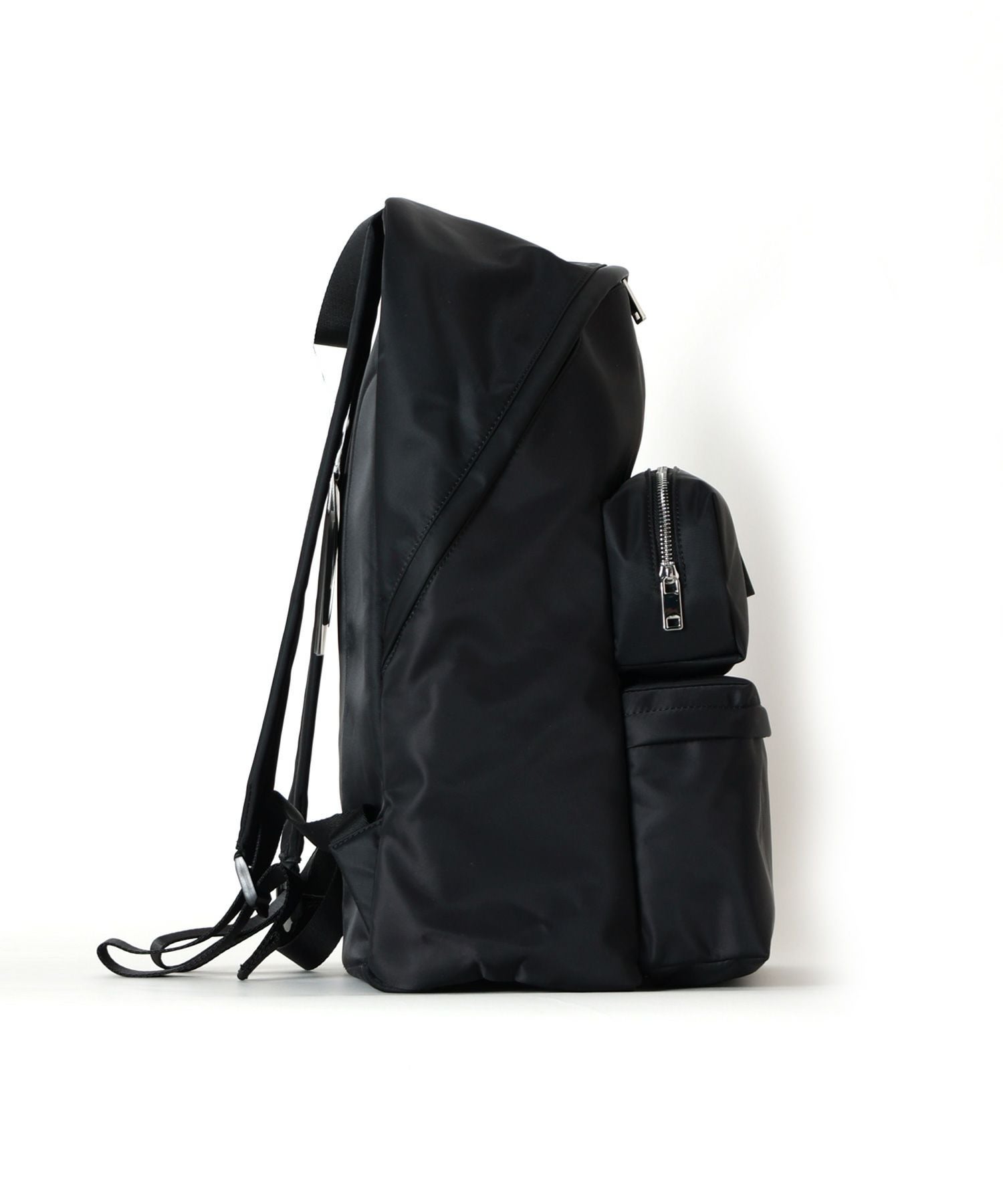 MM6 Maison Margiela(エムエムシックス メゾン マルジェラ)】 ナイロン