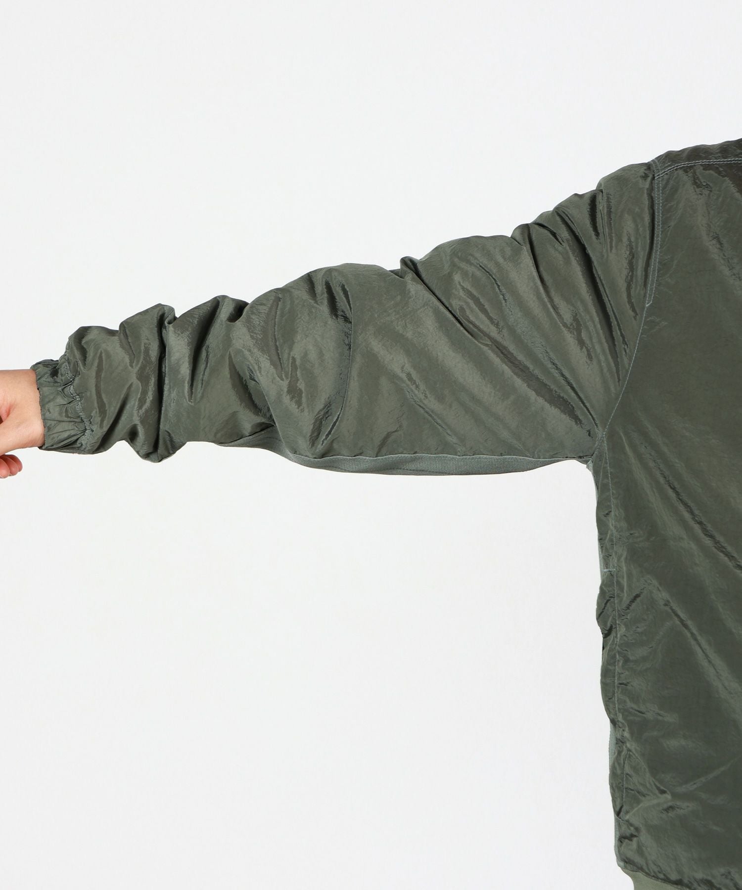 STONE ISLAND(ストーンアイランド)】 NYLON METAL IN ECONYL