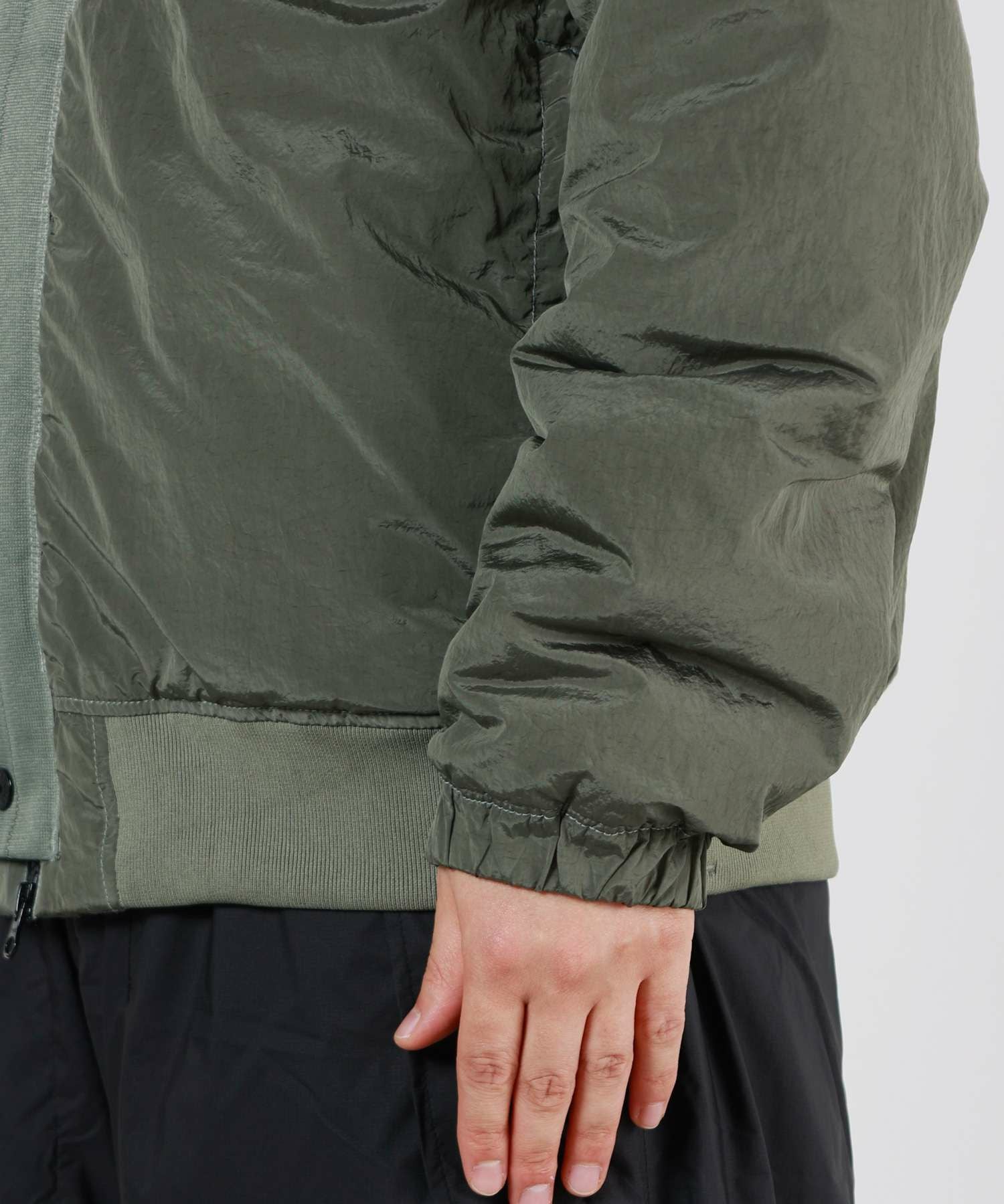 STONE ISLAND(ストーンアイランド)】 NYLON METAL IN ECONYL