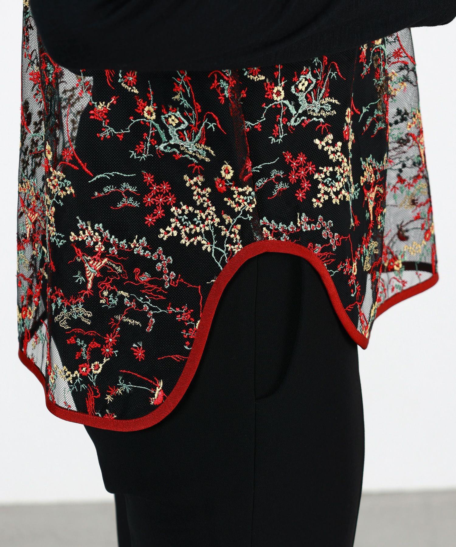 【新品】  Mame Kurogouchi / マメクロゴウチ | 2024SS | Floral Flock Printed Fleece Lining Sleeveless Top 裏起毛スリーブレストップ | 2 | ブルー | レディース 楽天市場】【新品】 Mame Kurogouchi / マメクロゴウチ | 2024SS