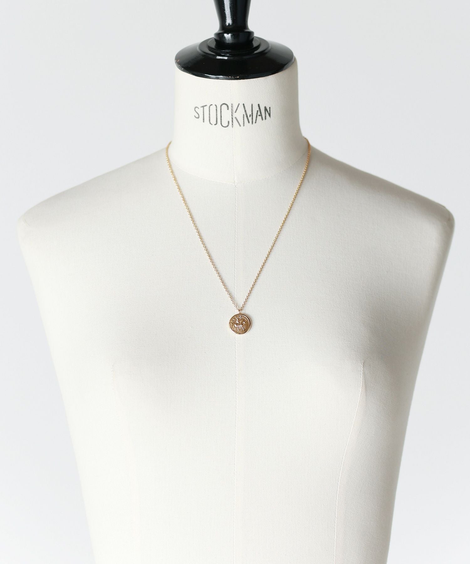 TOM WOOD(トムウッド)】 Coin Pendant Gold ネックレス(20.5)｜PARIGOT