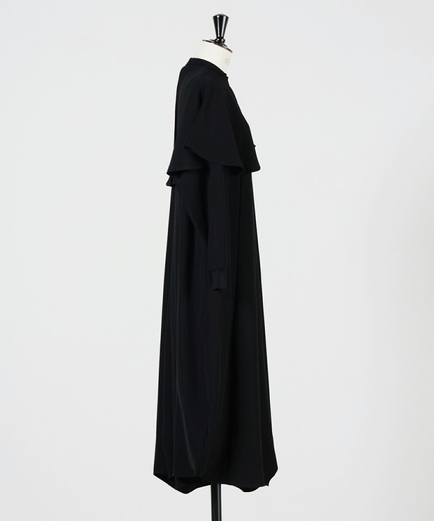 ENFOLD(エンフォルド)】 CAPE DRESS｜PARIGOT ONLINE（パリゴオンライン）