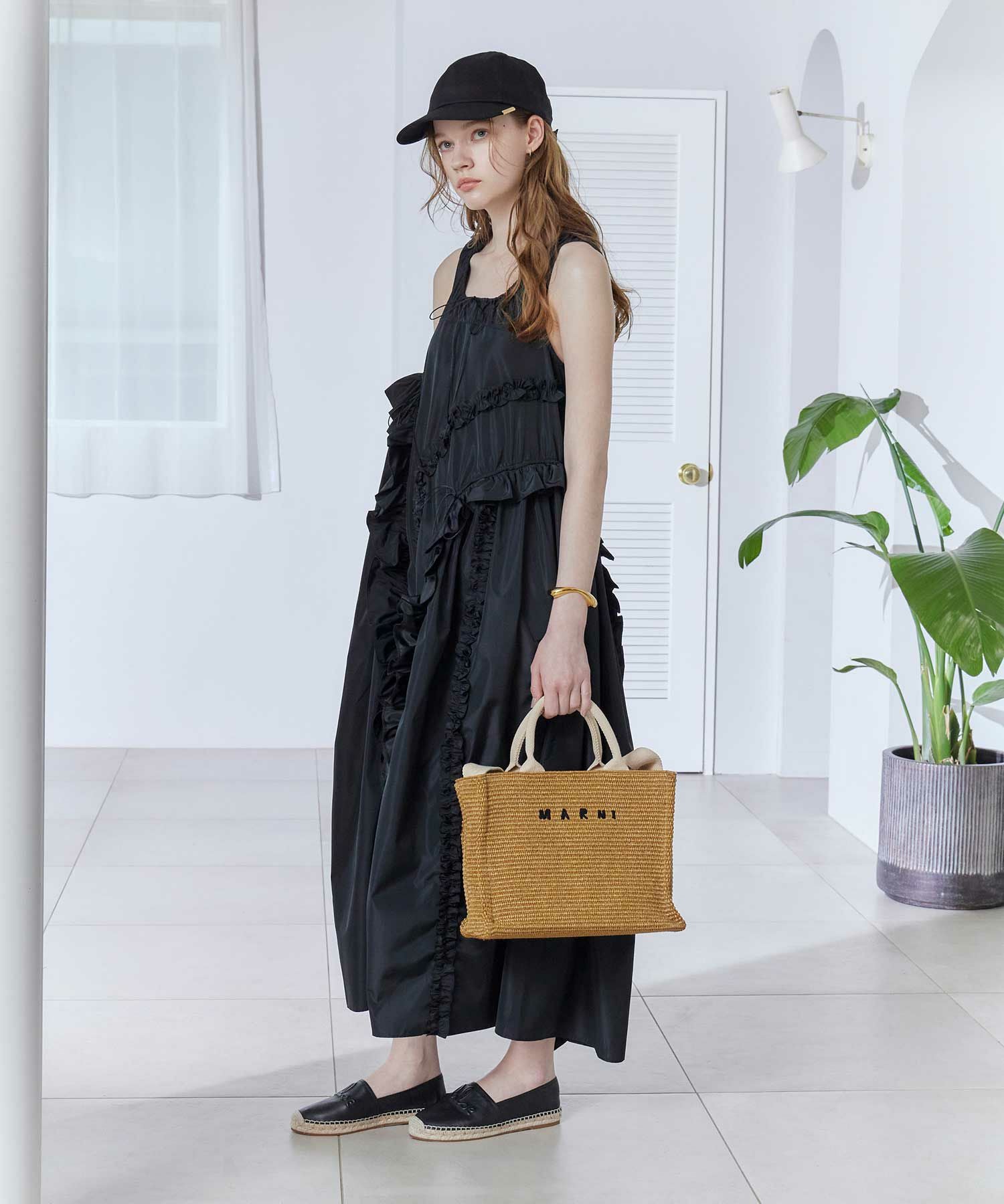 MARNI(マルニ)】 ラフィアエフェクトトートバッグスモール｜PARIGOT