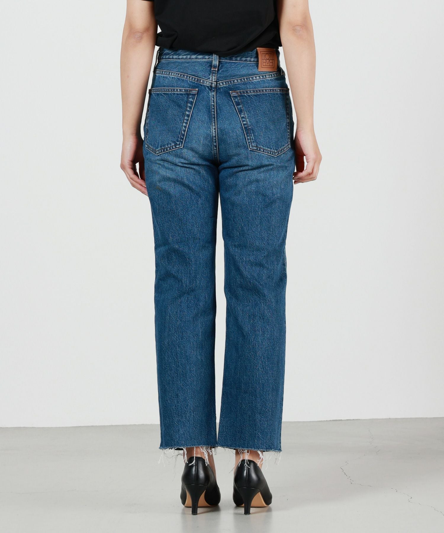 TOTEME(トーテム)】 Classic cut denim｜PARIGOT ONLINE（パリゴ