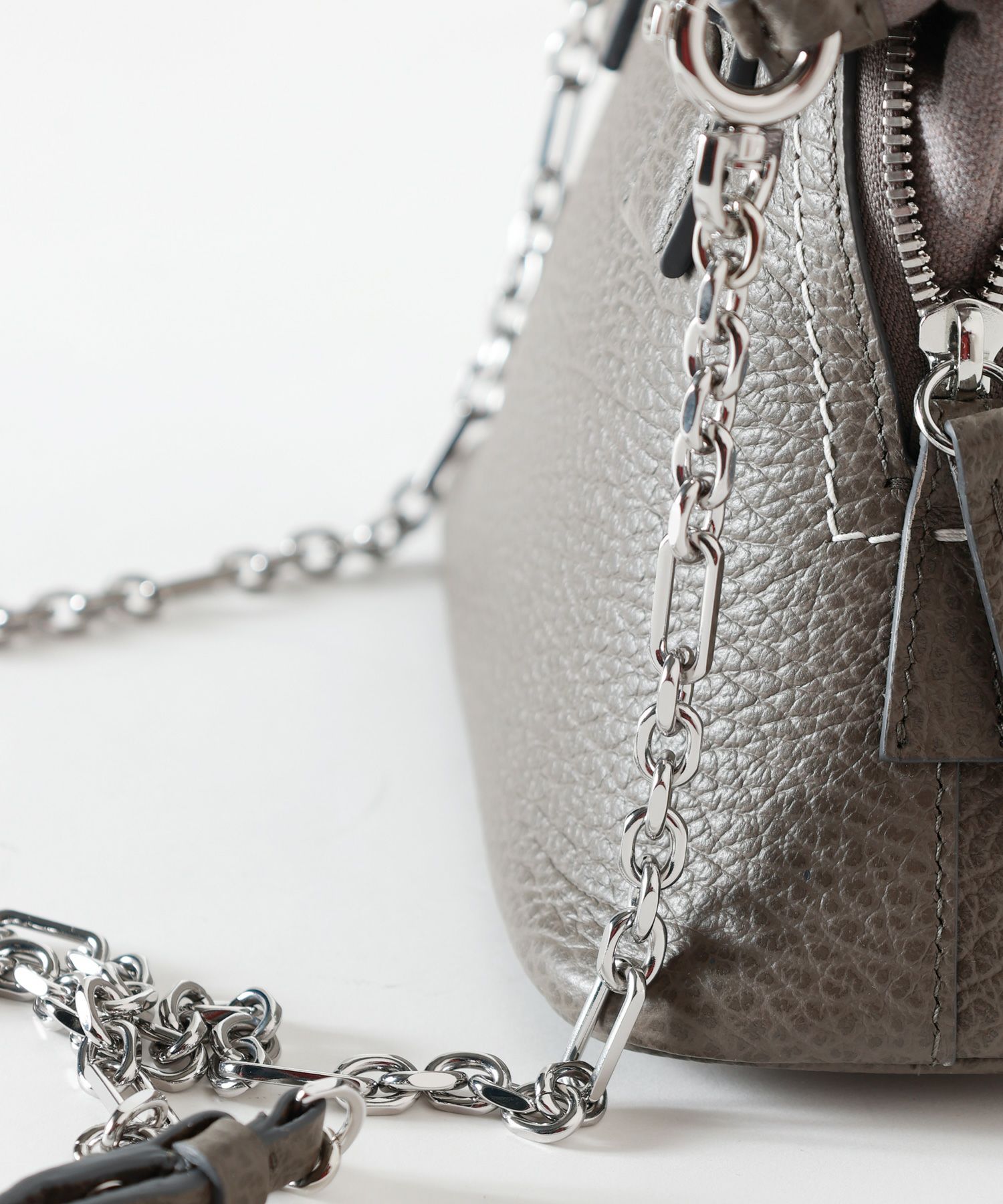 Maison Margiela(メゾンマルジェラ)】 5AC CLASSIQUE MICRO｜PARIGOT