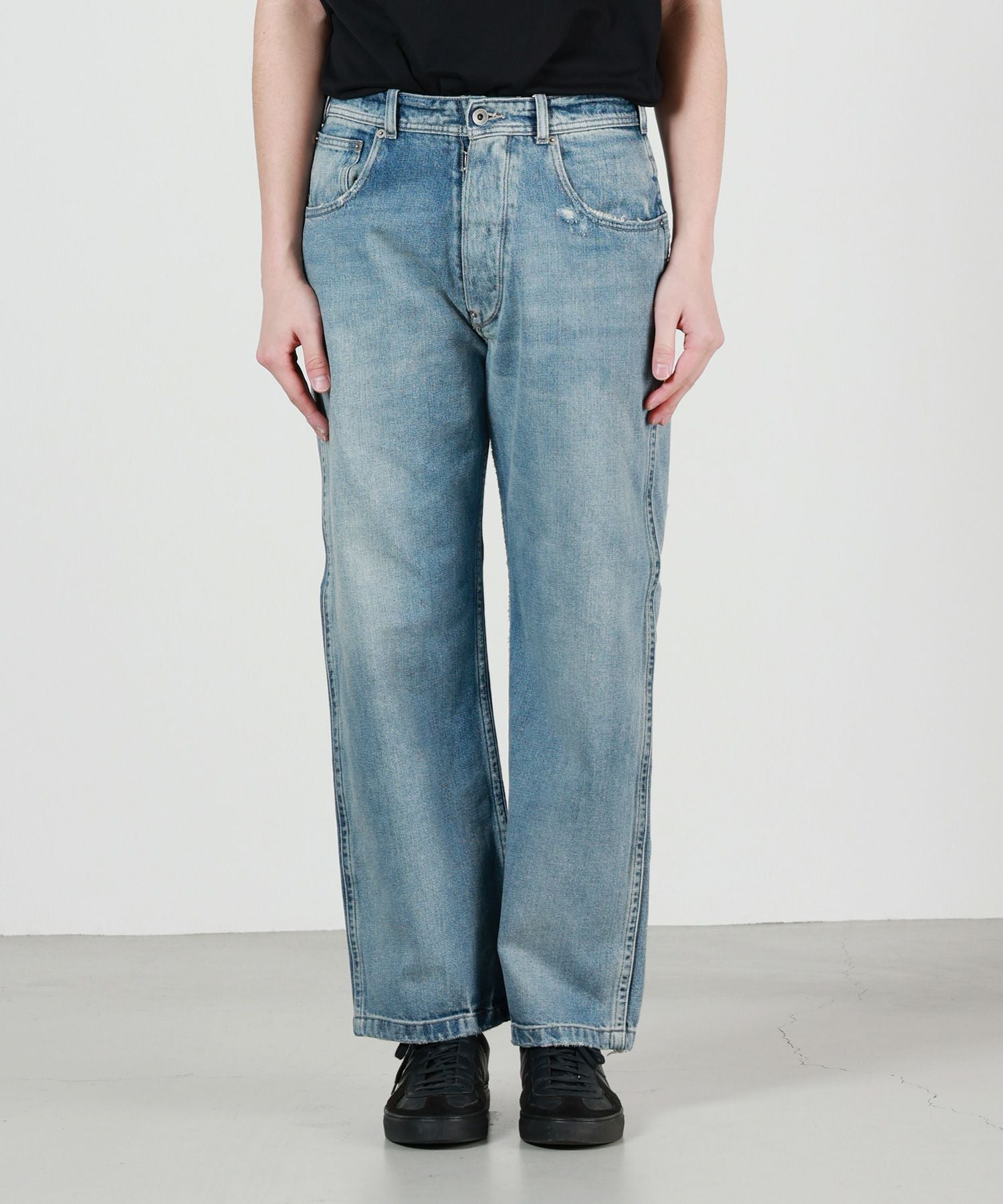 Maison Margiela(メゾンマルジェラ)】DISTRESSED JEANS｜PARIGOT