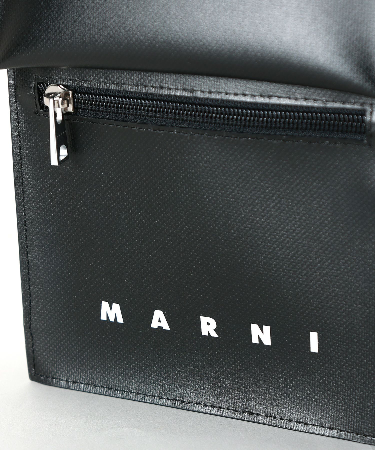Marni ムートン地ポーチ MARNI(マルニ)｜MARNI MENDING ムートン巾着スマホポシェット/シルク