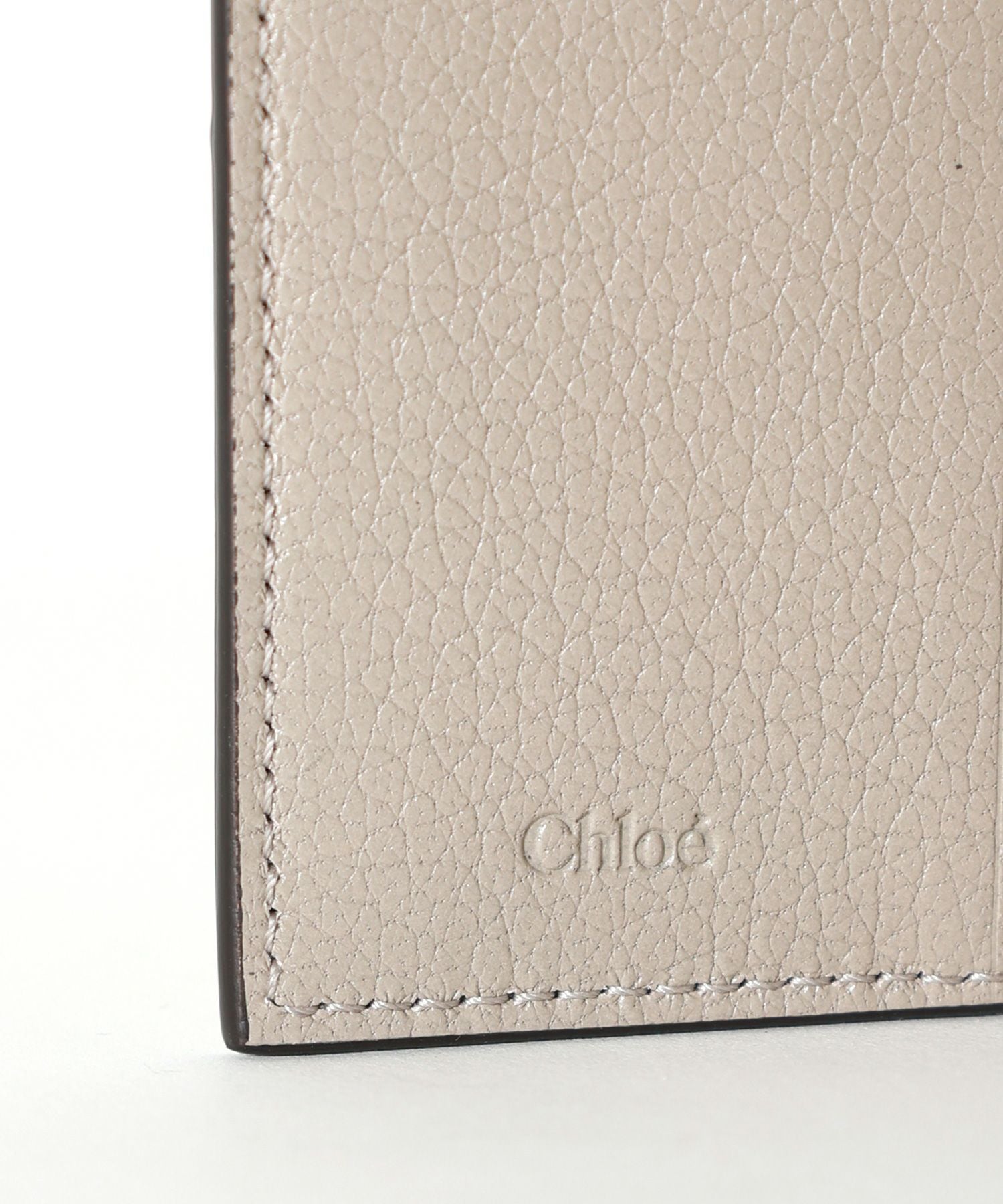 Chloé グレインレザー製　envelope スモールトリフォールド Chloē/クロエ通販 | グレインレザー製ENVELOPEスモールトリフォールド