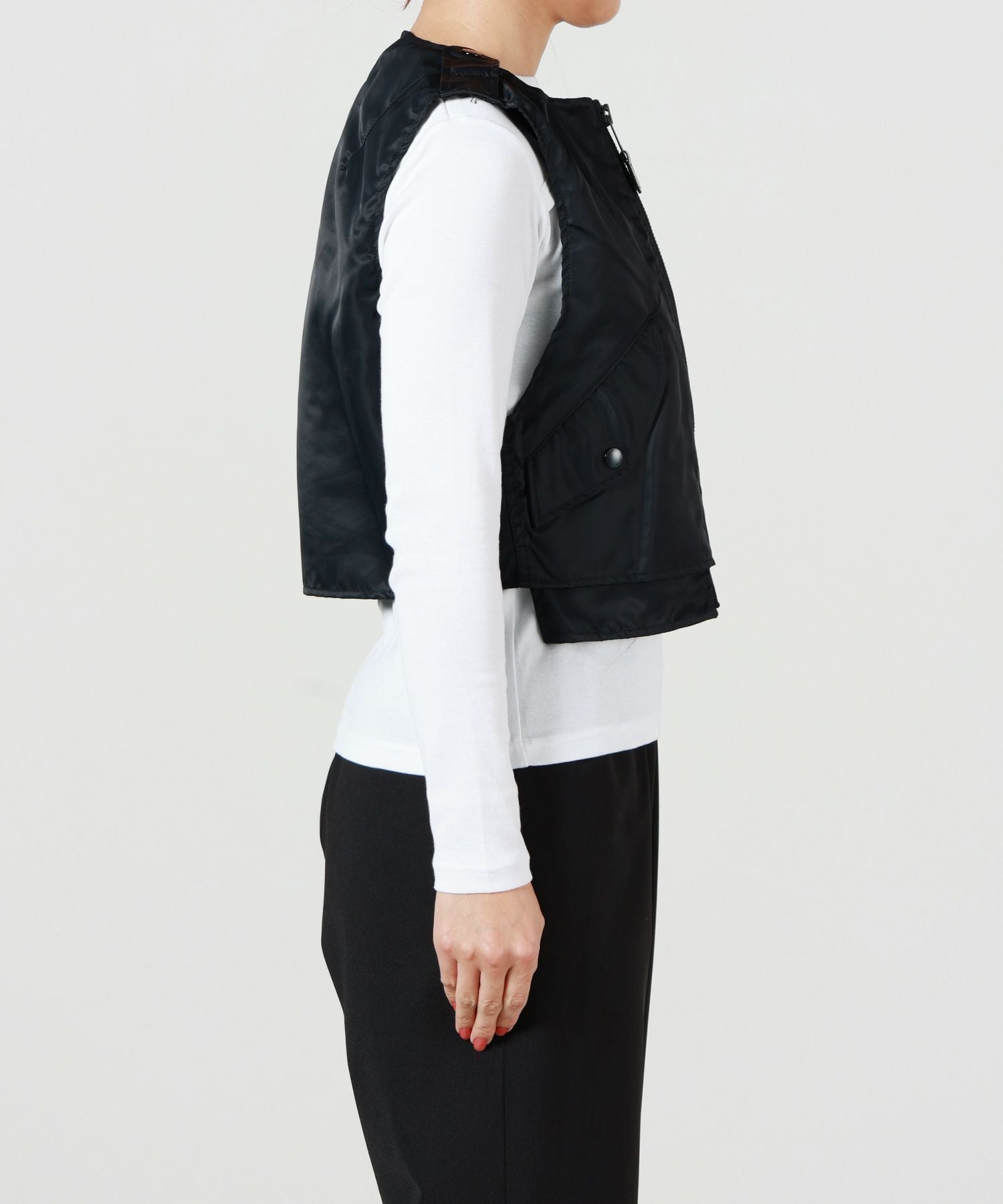 ハイク ベスト サイズ36 S レディース - 黒 HYKE(ハイク)】 LAMBSWOOL VEST｜PARIGOT ONLINE（パリゴオンライン）