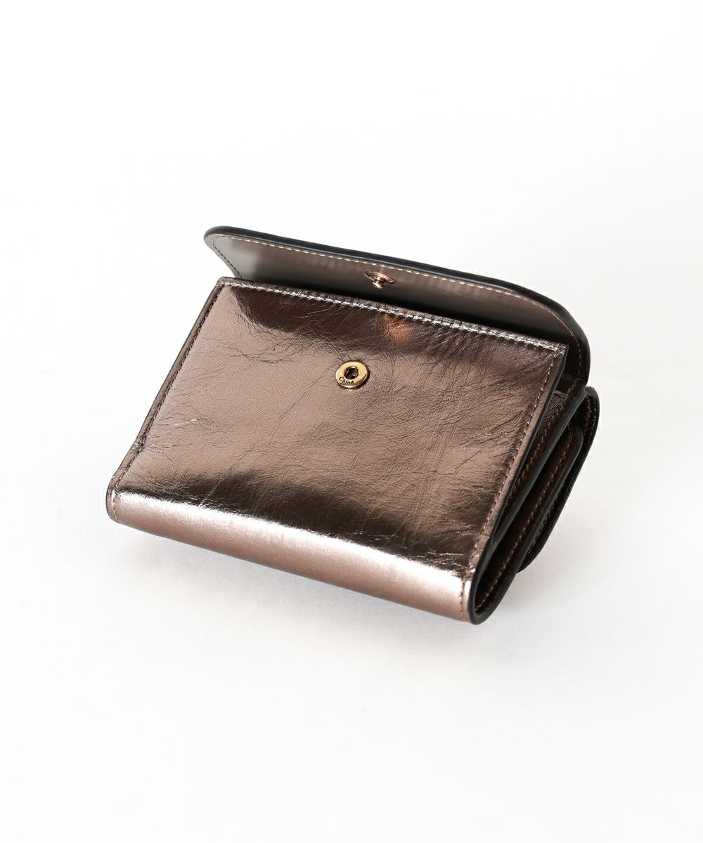 Chloe(クロエ)】 PARIGOT別注 メタライズドレザー製ALPHABETスモール