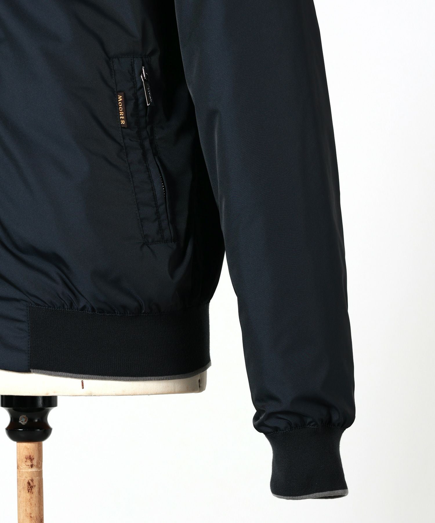 MooRER(ムーレー)】 PARIGOT別注 AXTEN リバーシブルブルゾン｜PARIGOT