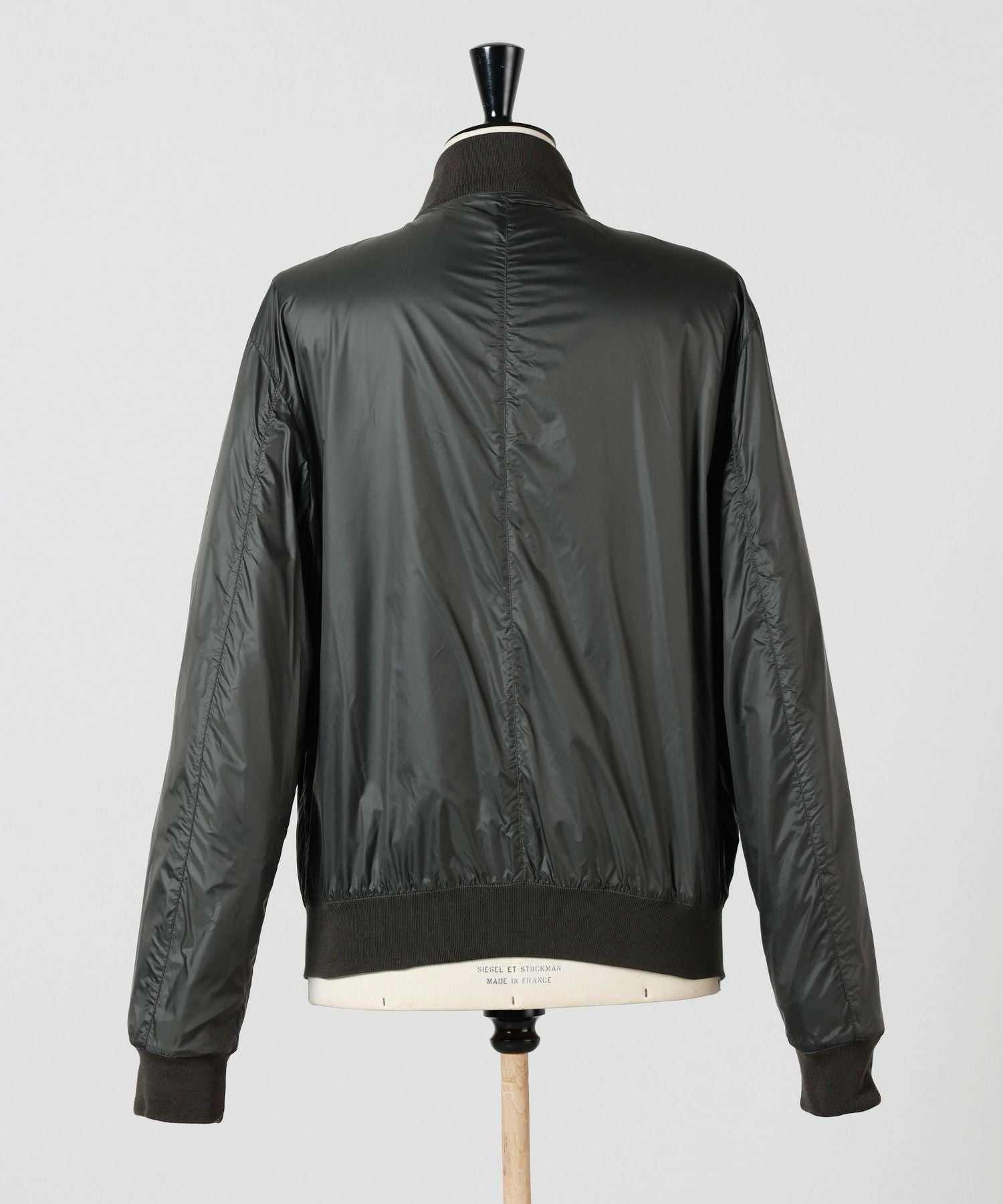 MooRER(ムーレー)】 PARIGOT別注 AXTEN リバーシブルブルゾン｜PARIGOT